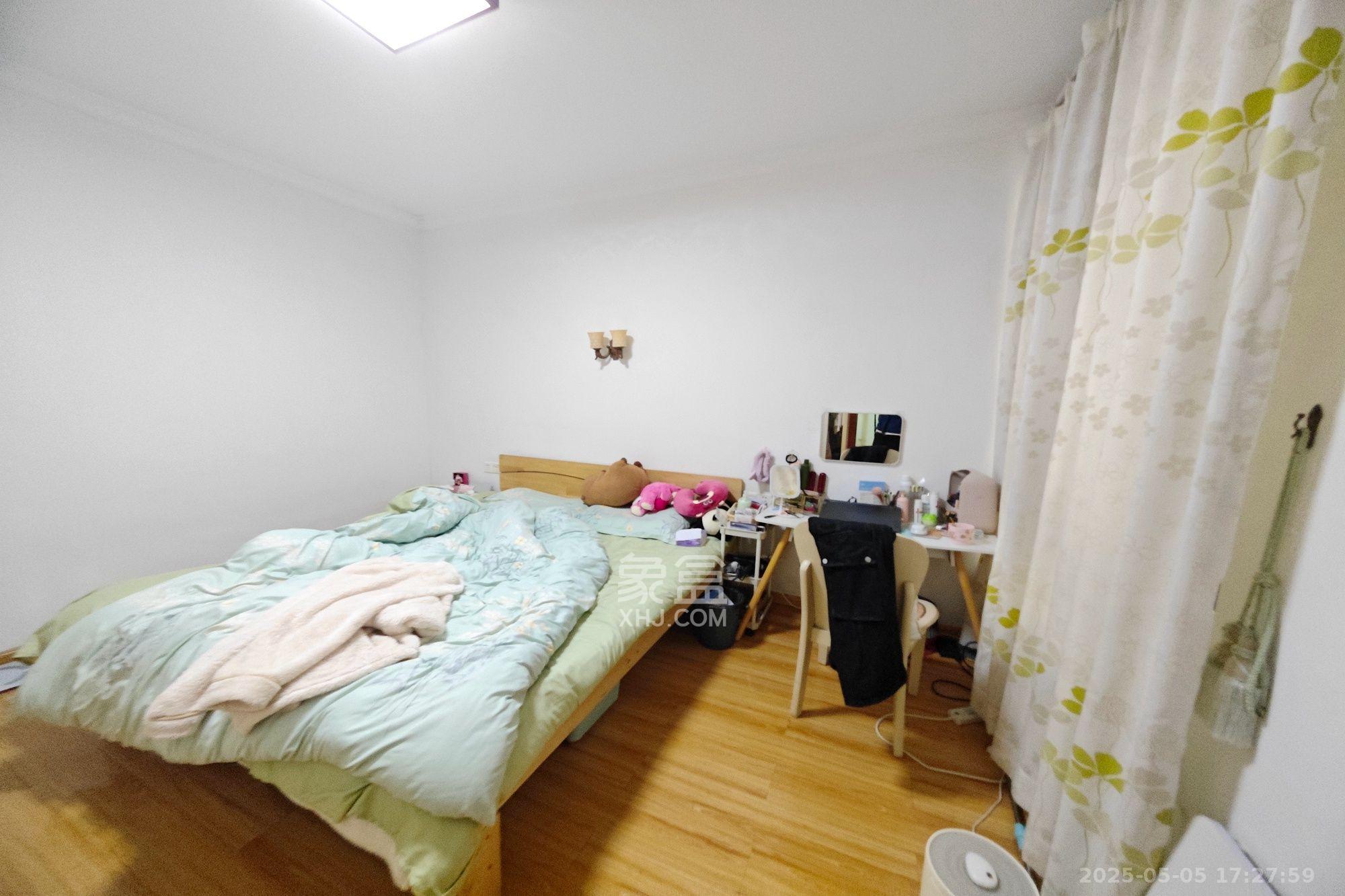 尊邸华庭  2室2厅1卫   2200.00元/月室内图