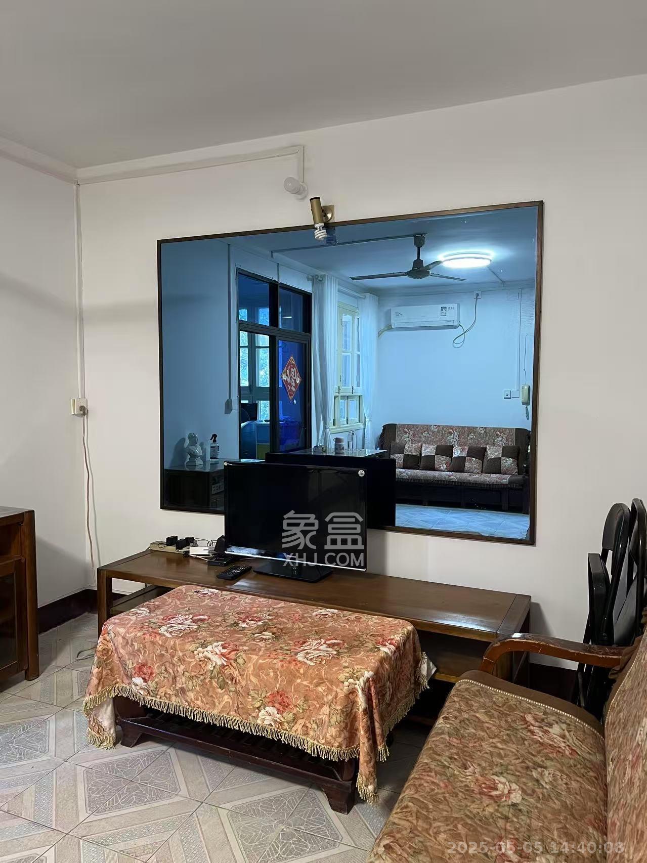 稀土研究院所宿舍 2室2厅1卫 1200.0元/月 稀土研究院所宿舍 2室2厅1卫 1200.0元/月室内图