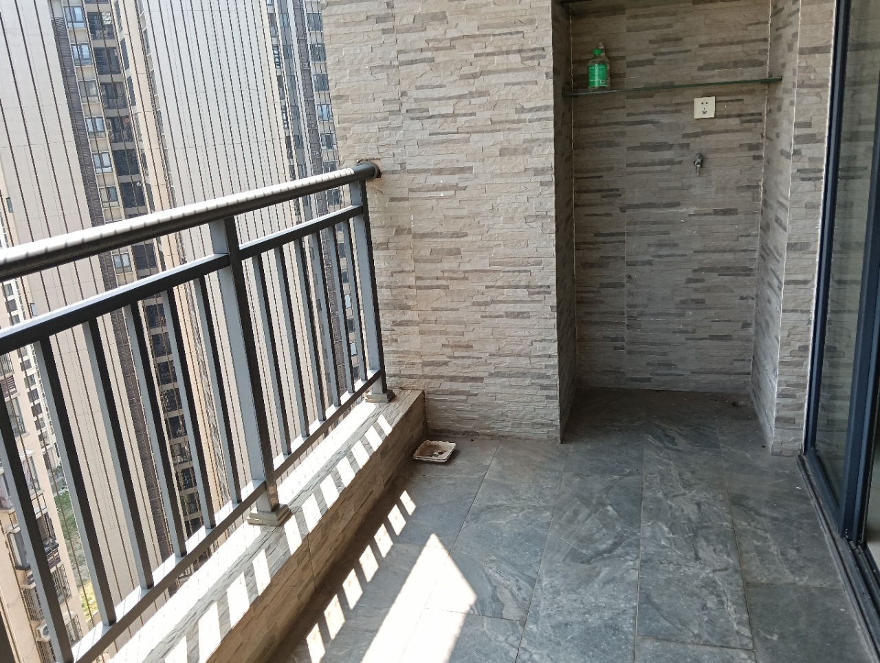 丽江家园  3室2厅1卫    149.0万 丽江家园  3室2厅1卫    149.0万室内图