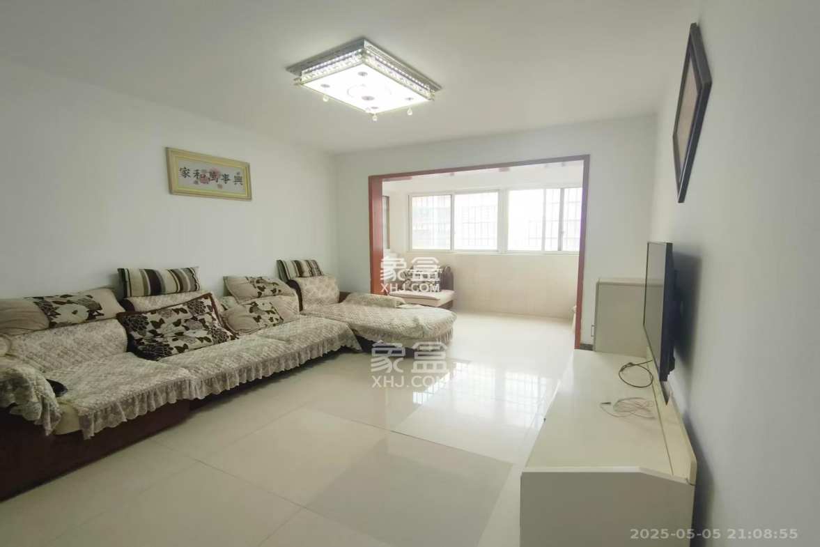 东门尚苑  3室2厅2卫    1700.0元/月 东门尚苑  3室2厅2卫    1700.0元/月室内图