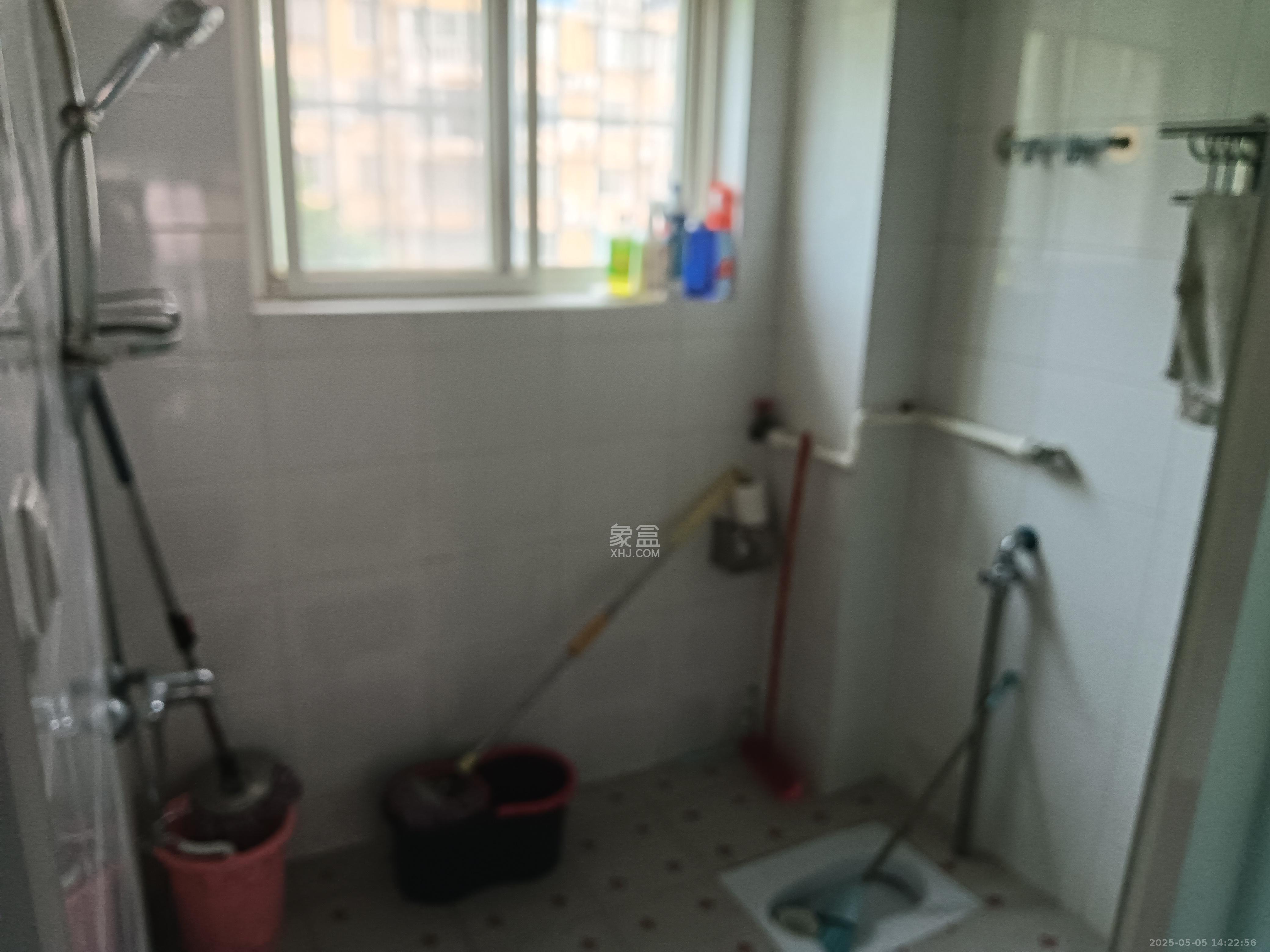 御景龙城  3室2厅2卫   1900.00元/月室内图