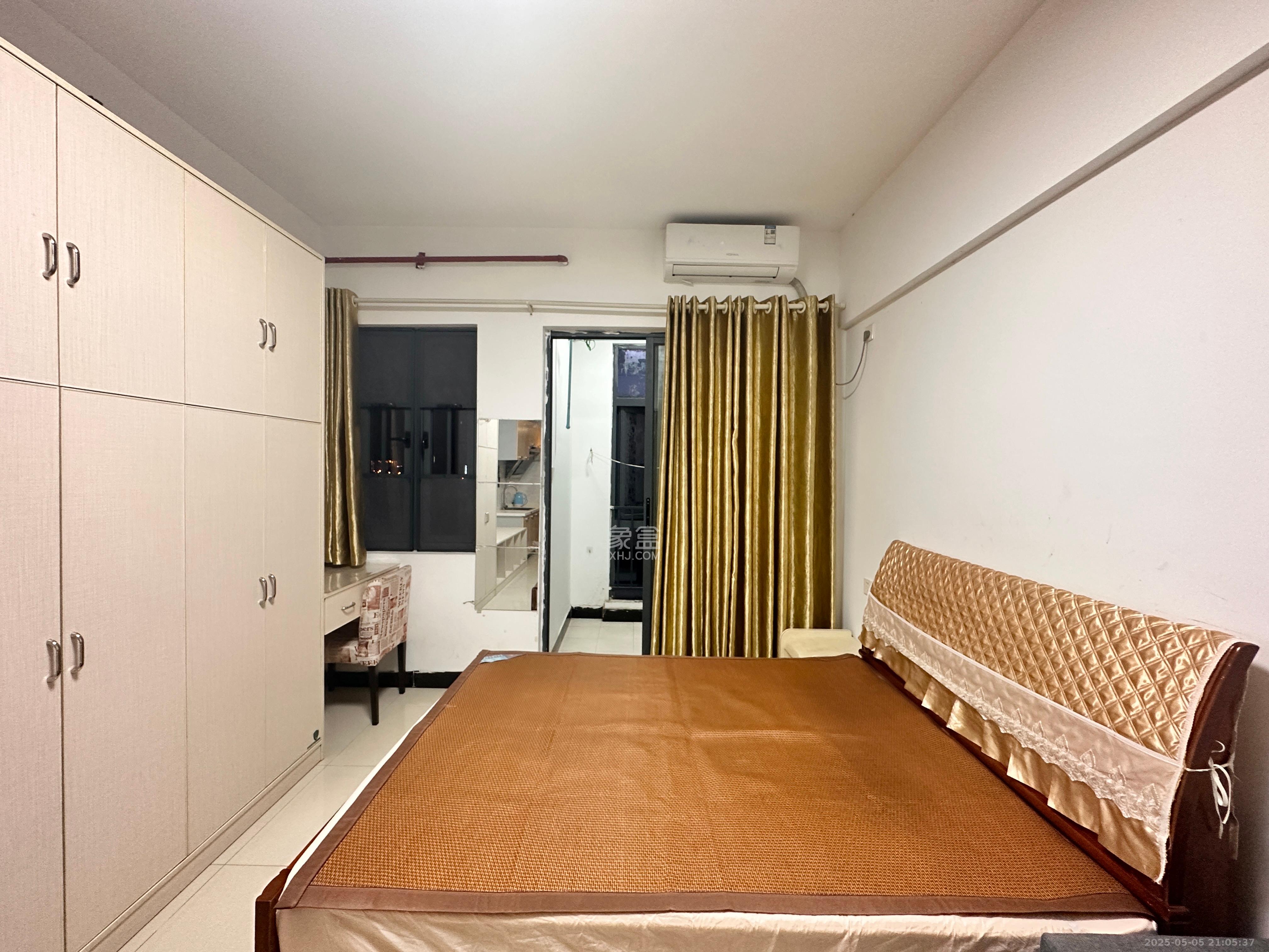 蓝光雍锦阁  1室1厅1卫   1500.00元/月室内图