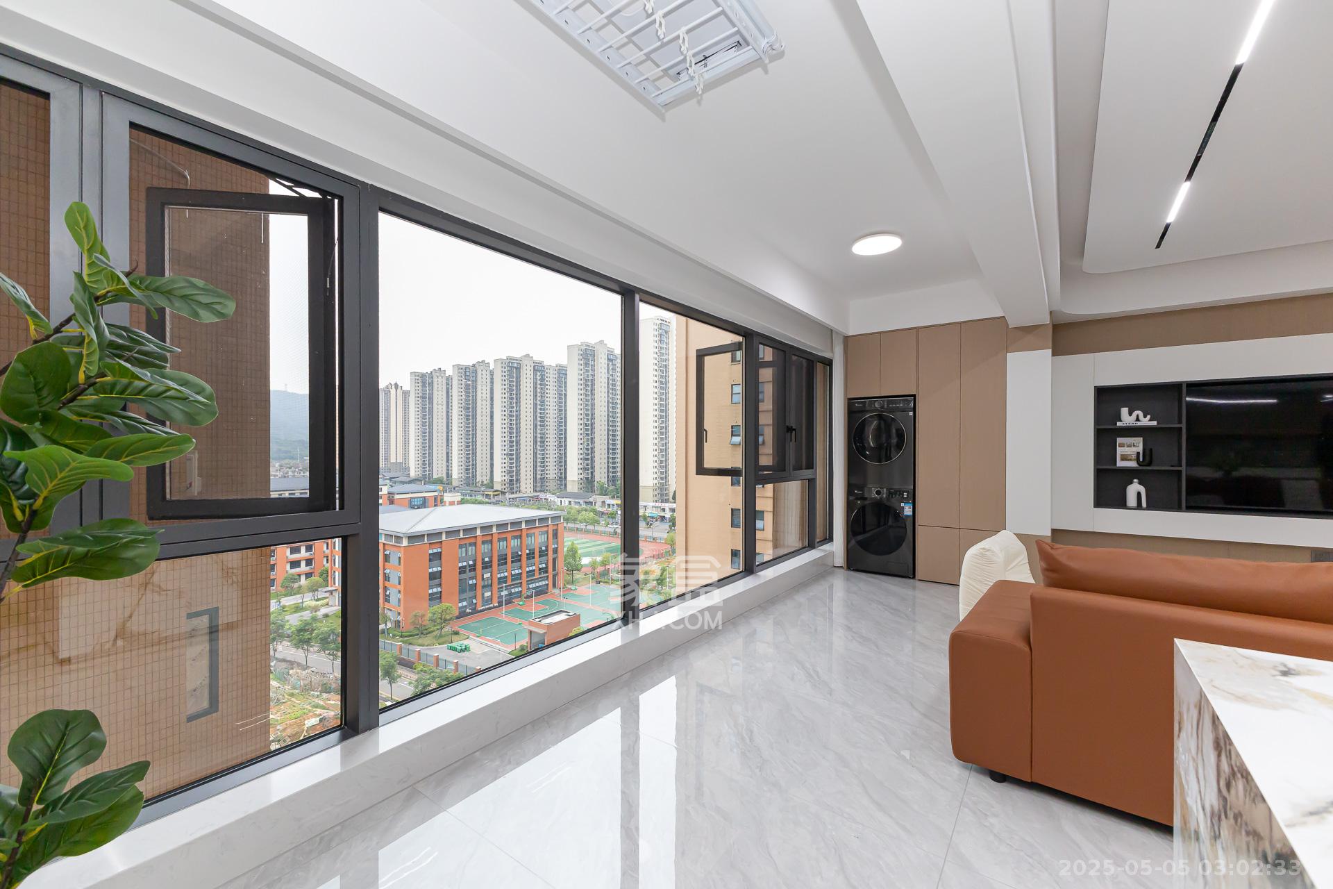 润和又一城 4室2厅2卫 129.8万 润和又一城 4室2厅2卫 129.8万阳台