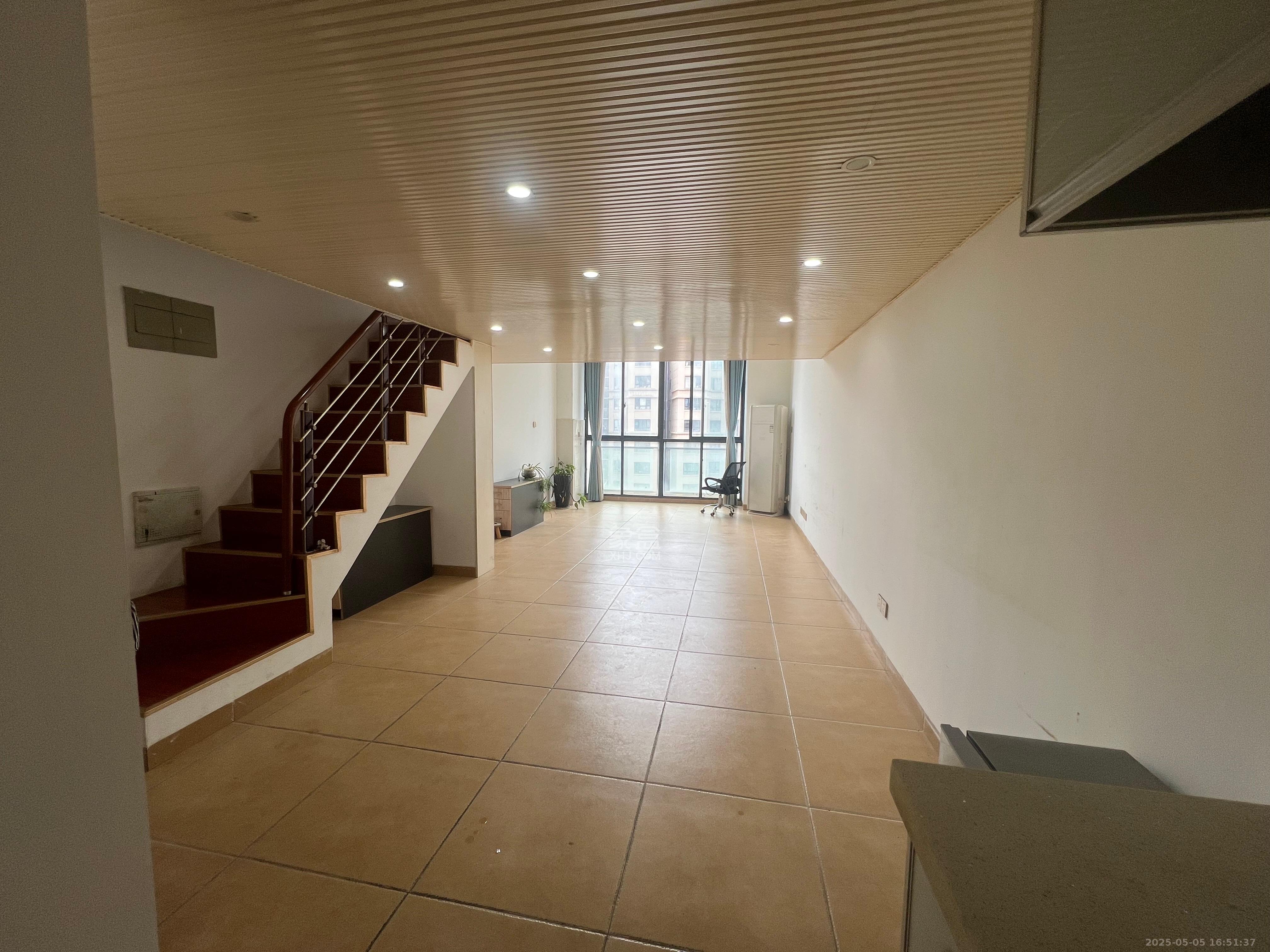 金科时代中心 1室1厅1卫 1500.0元/月 金科时代中心 1室1厅1卫 1500.0元/月室内图