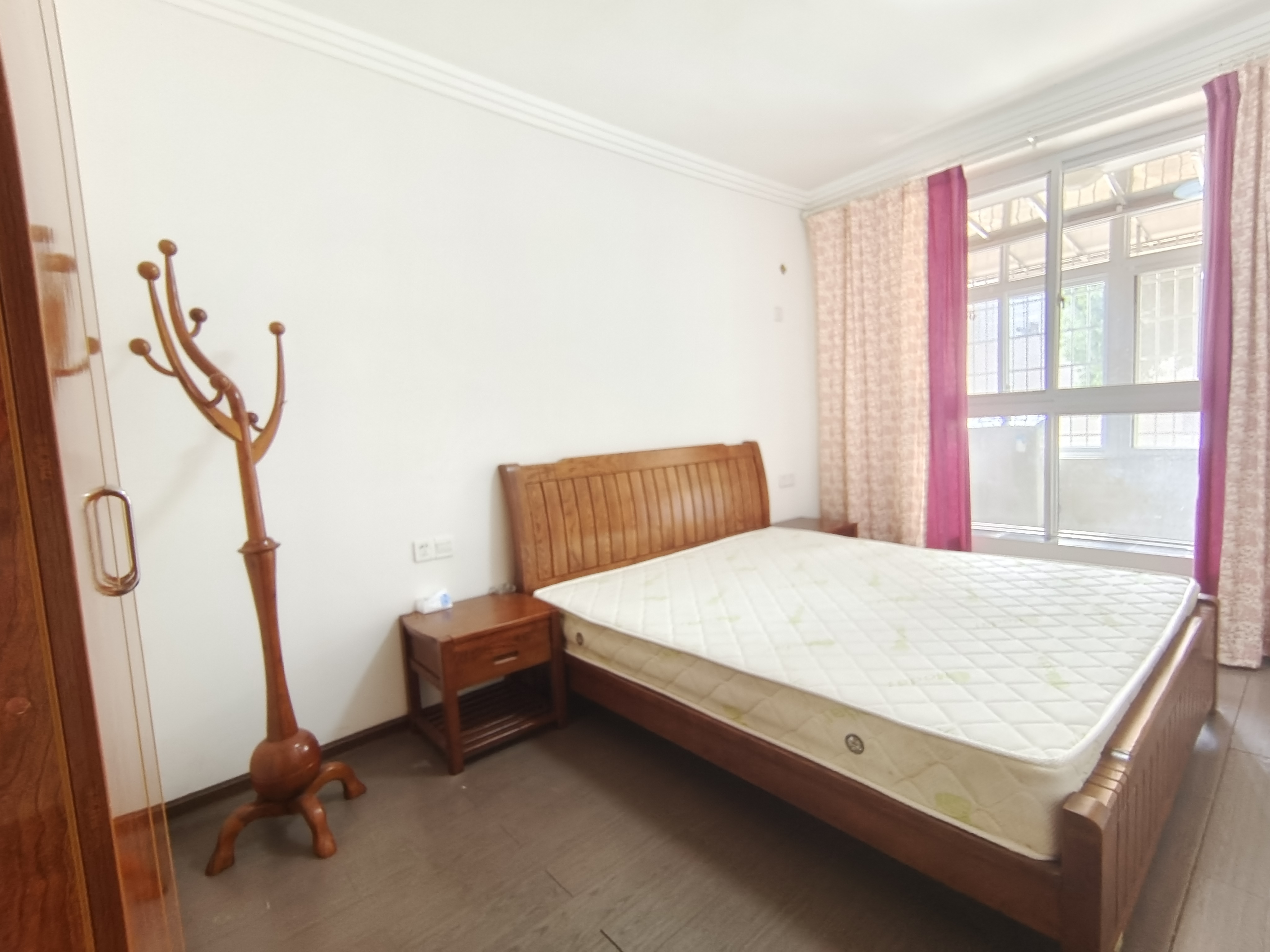 梓瑞小区  3室2厅2卫    38.0万 梓瑞小区  3室2厅2卫    38.0万室内图