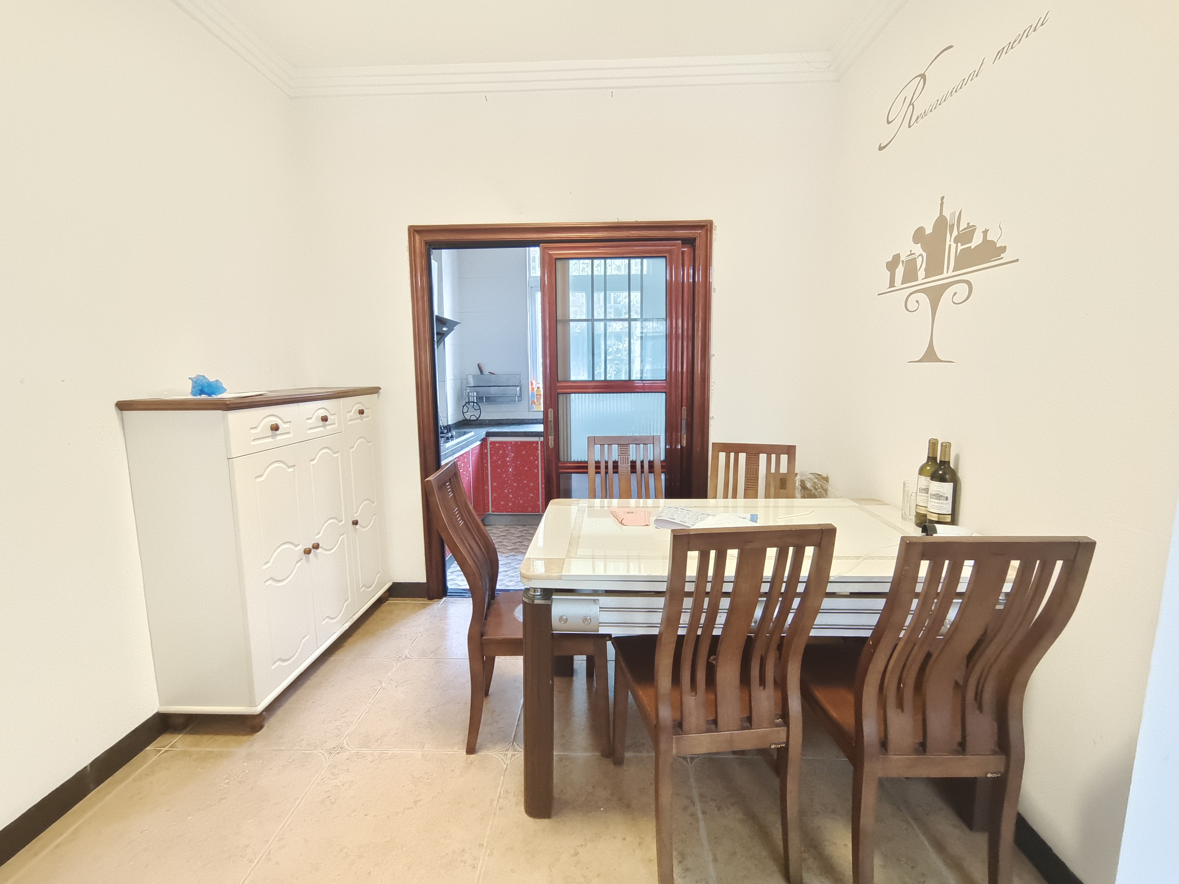 梓瑞小区  3室2厅2卫    38.0万 梓瑞小区  3室2厅2卫    38.0万室内图