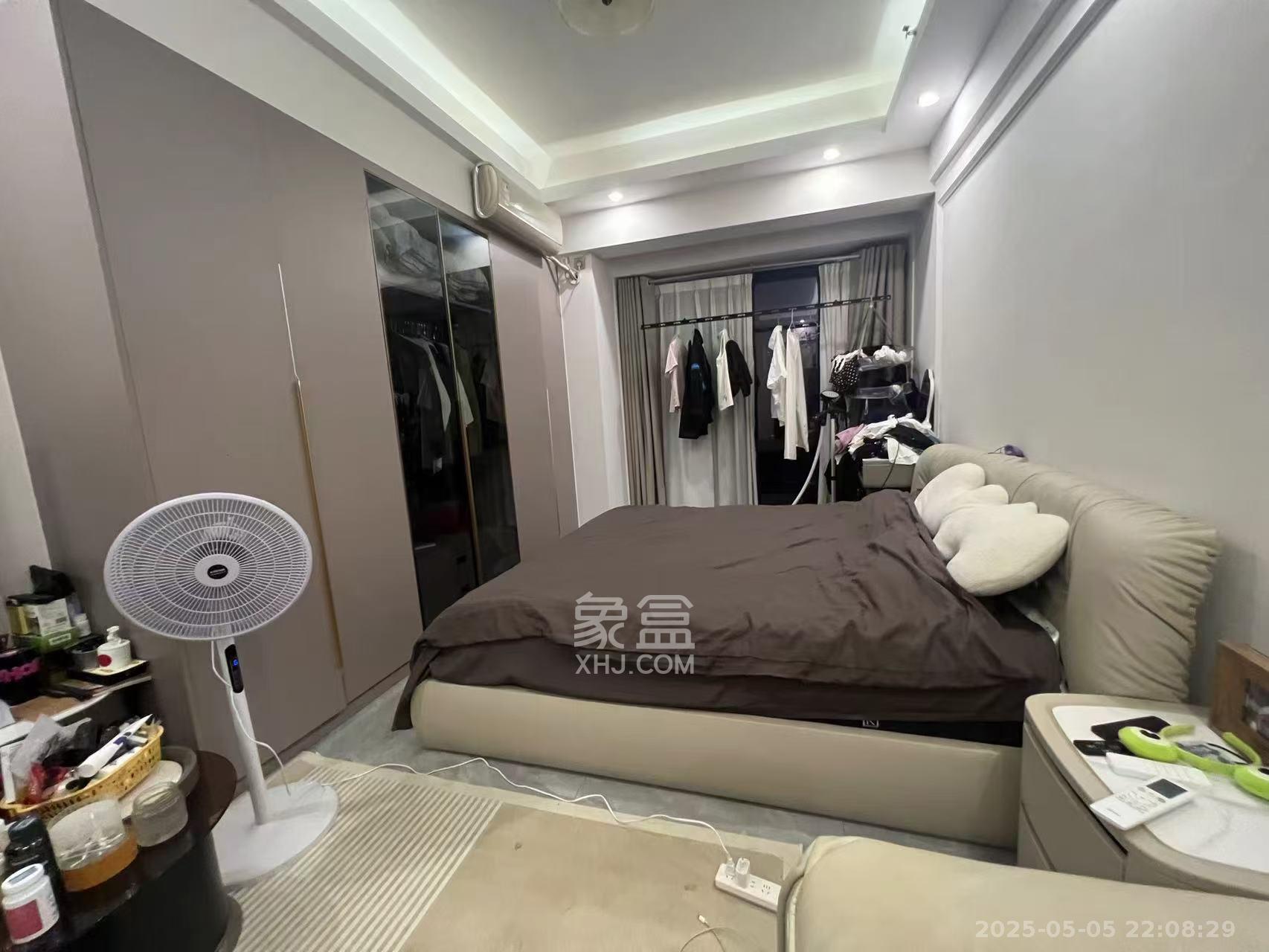 万润时光里  1室0厅0卫   2000.00元/月室内图