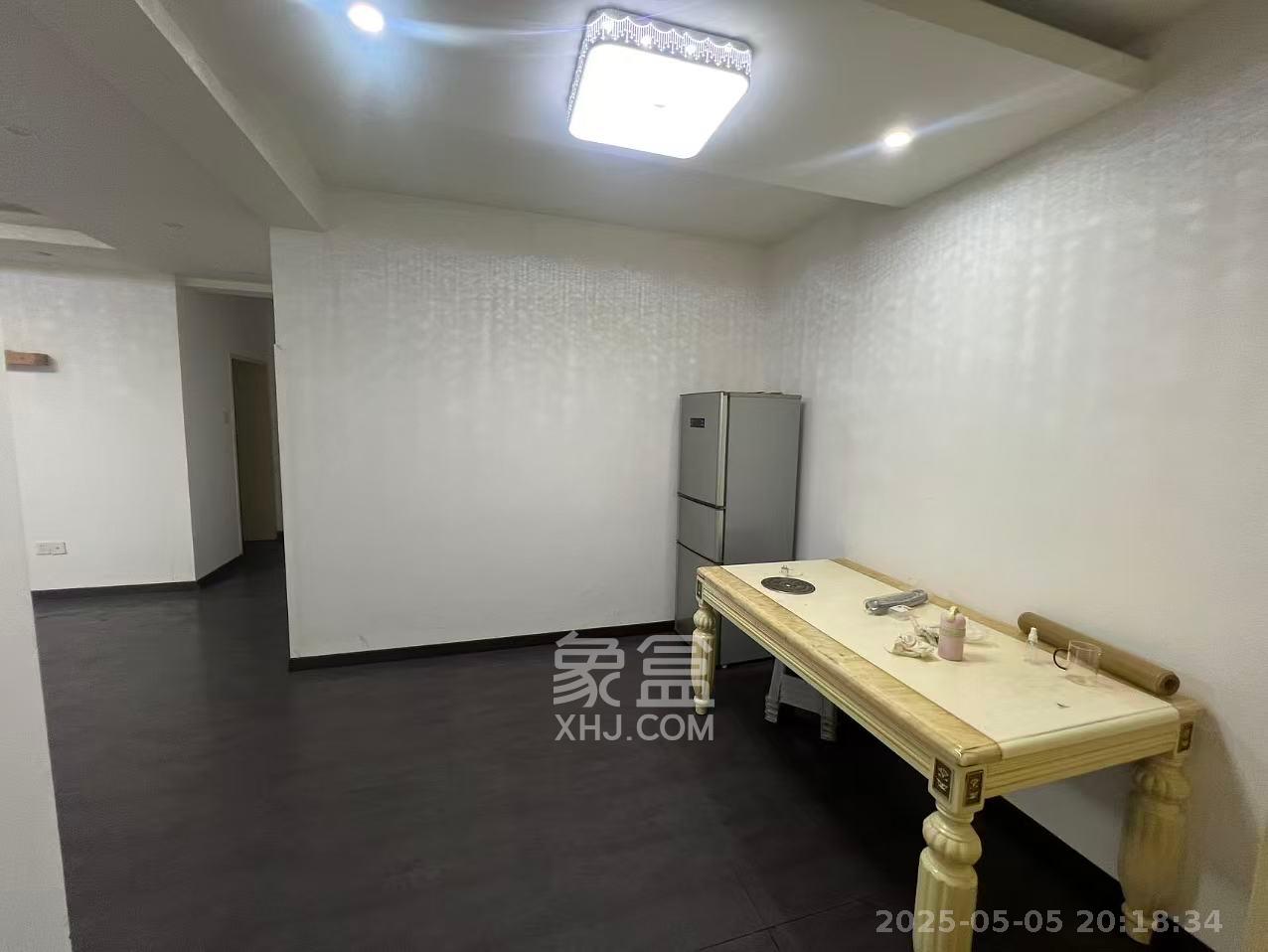 浦沅生活一区  3室1厅1卫   2800.00元/月室内图