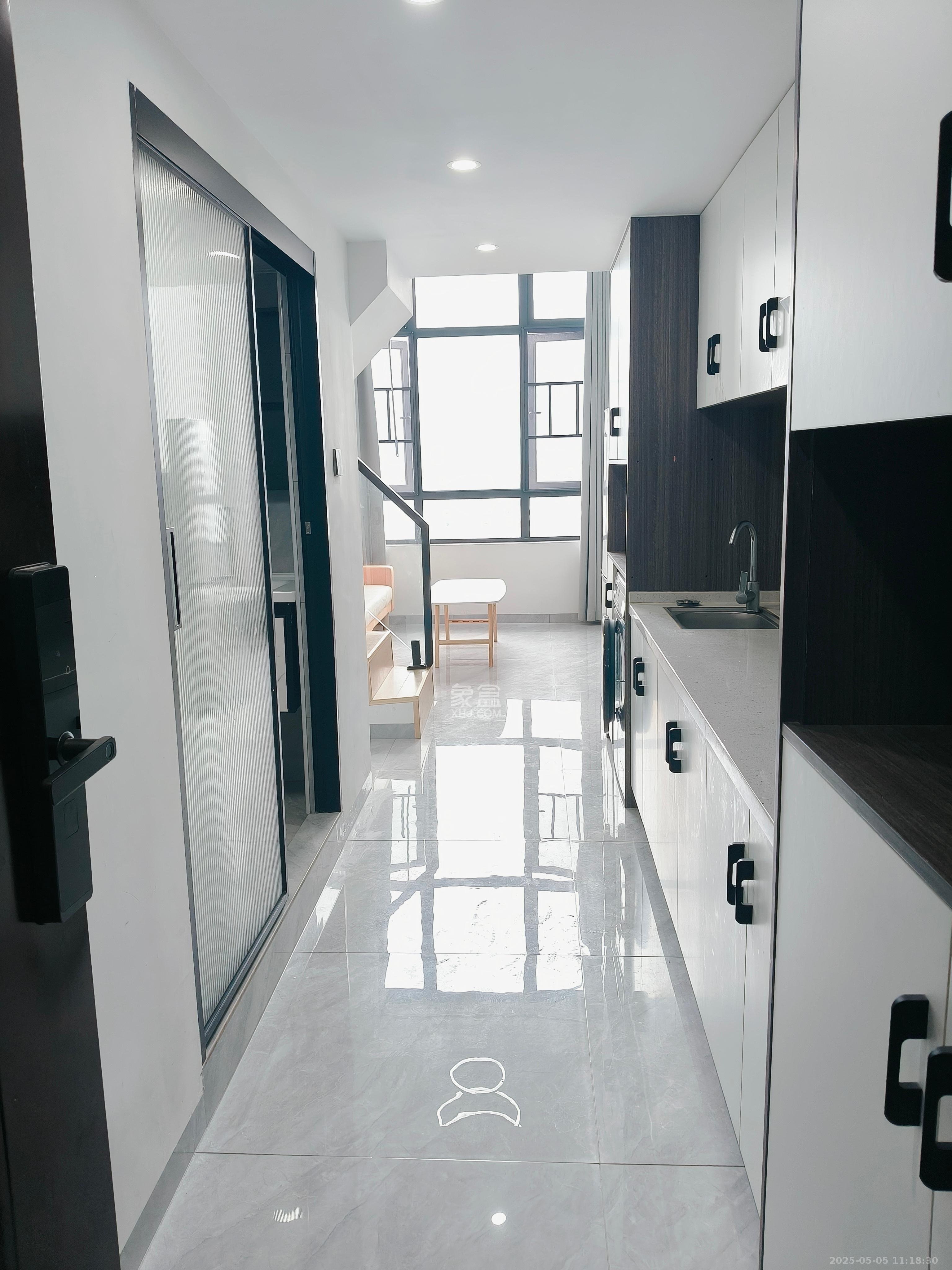 新长海D1站 1室0厅0卫 1500.0元/月 新长海D1站 1室0厅0卫 1500.0元/月室内图