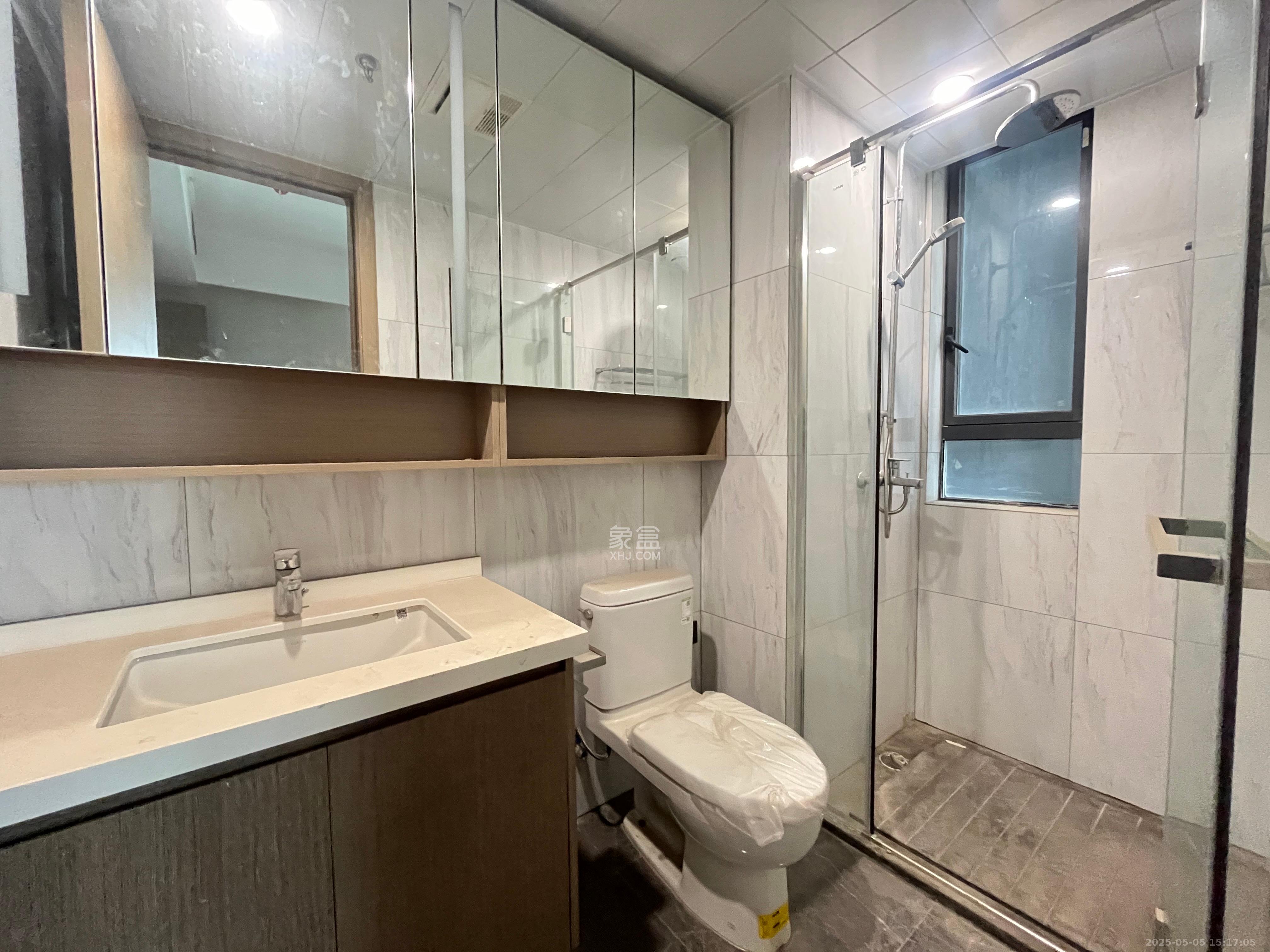 旭辉都会山  3室0厅2卫   4500.00元/月室内图