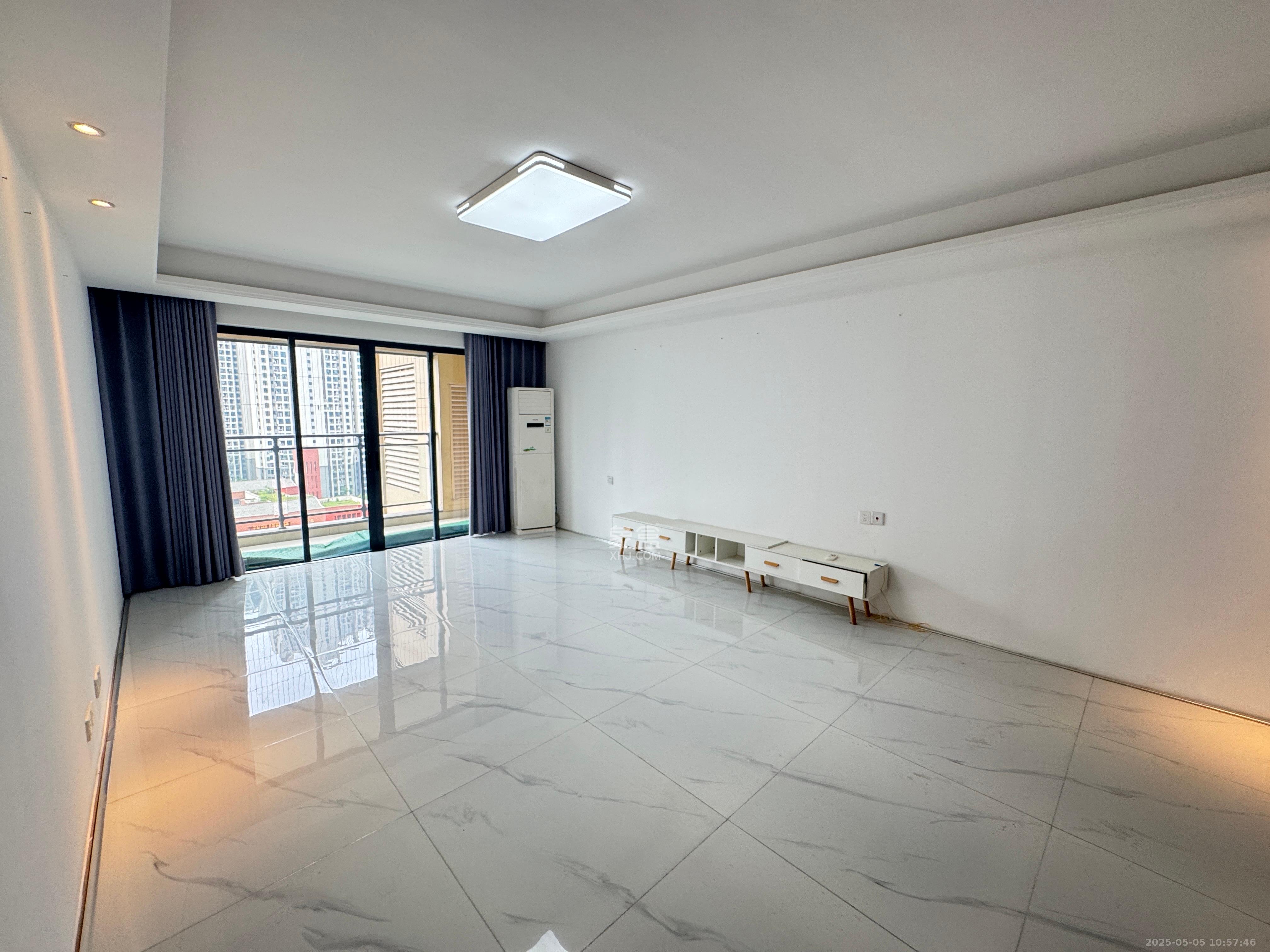 长沙高铁吾悦广场 3室2厅2卫 3000.0元/月 长沙高铁吾悦广场 3室2厅2卫 3000.0元/月室内图