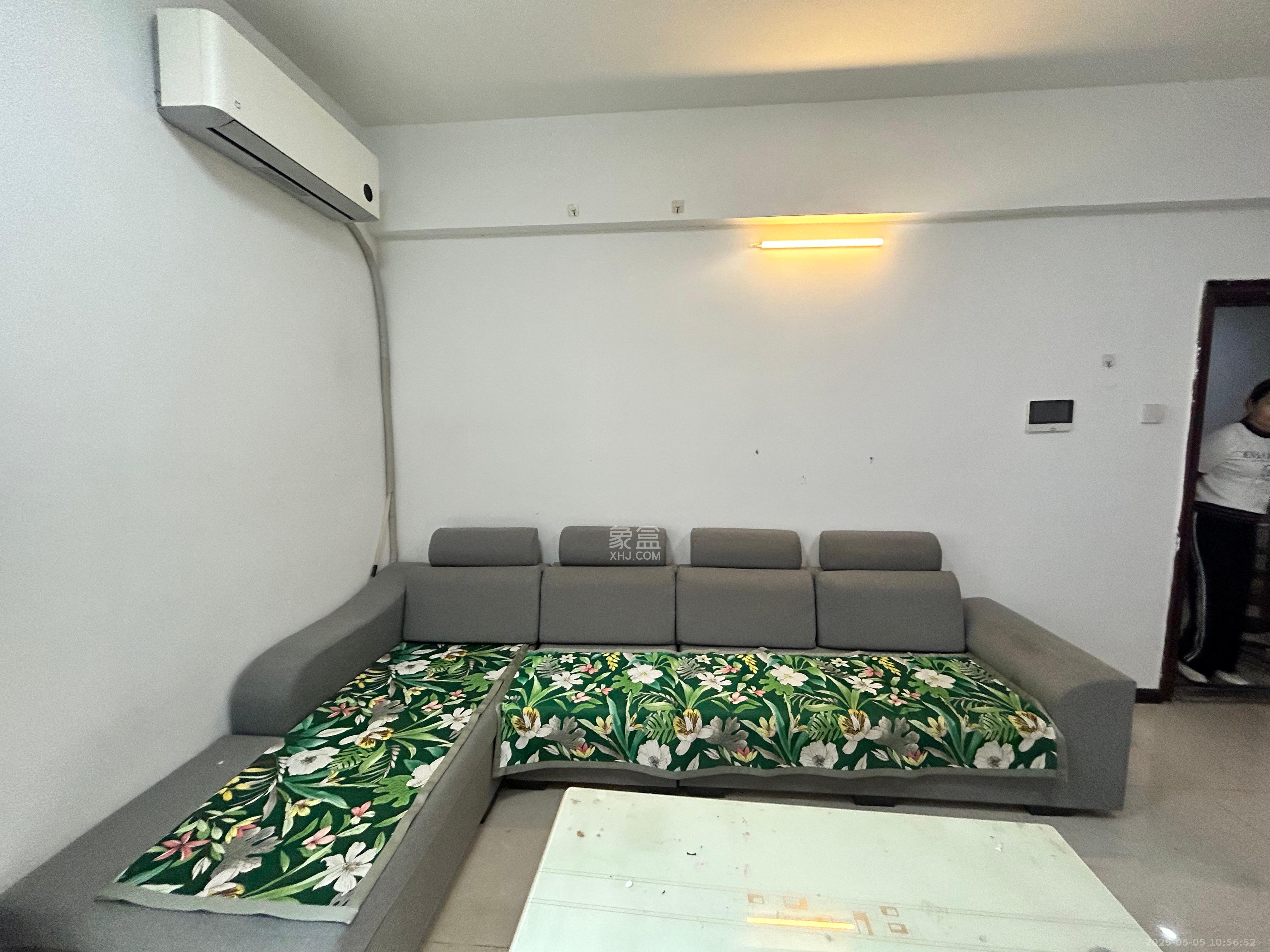 北辰三角洲E4区  3室1厅1卫   2800.00元/月室内图