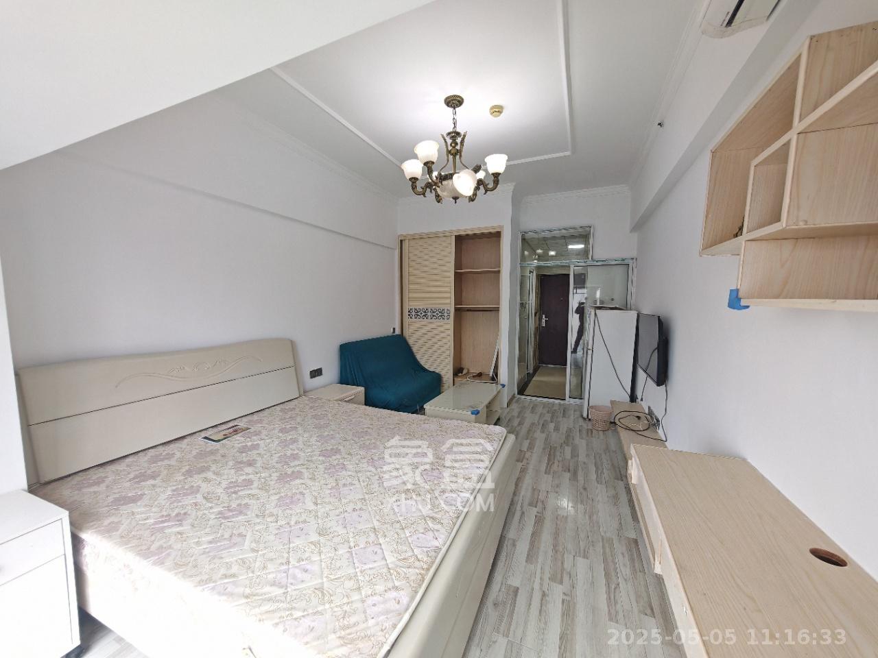达美D6区  1室1厅1卫   1500.00元/月室内图