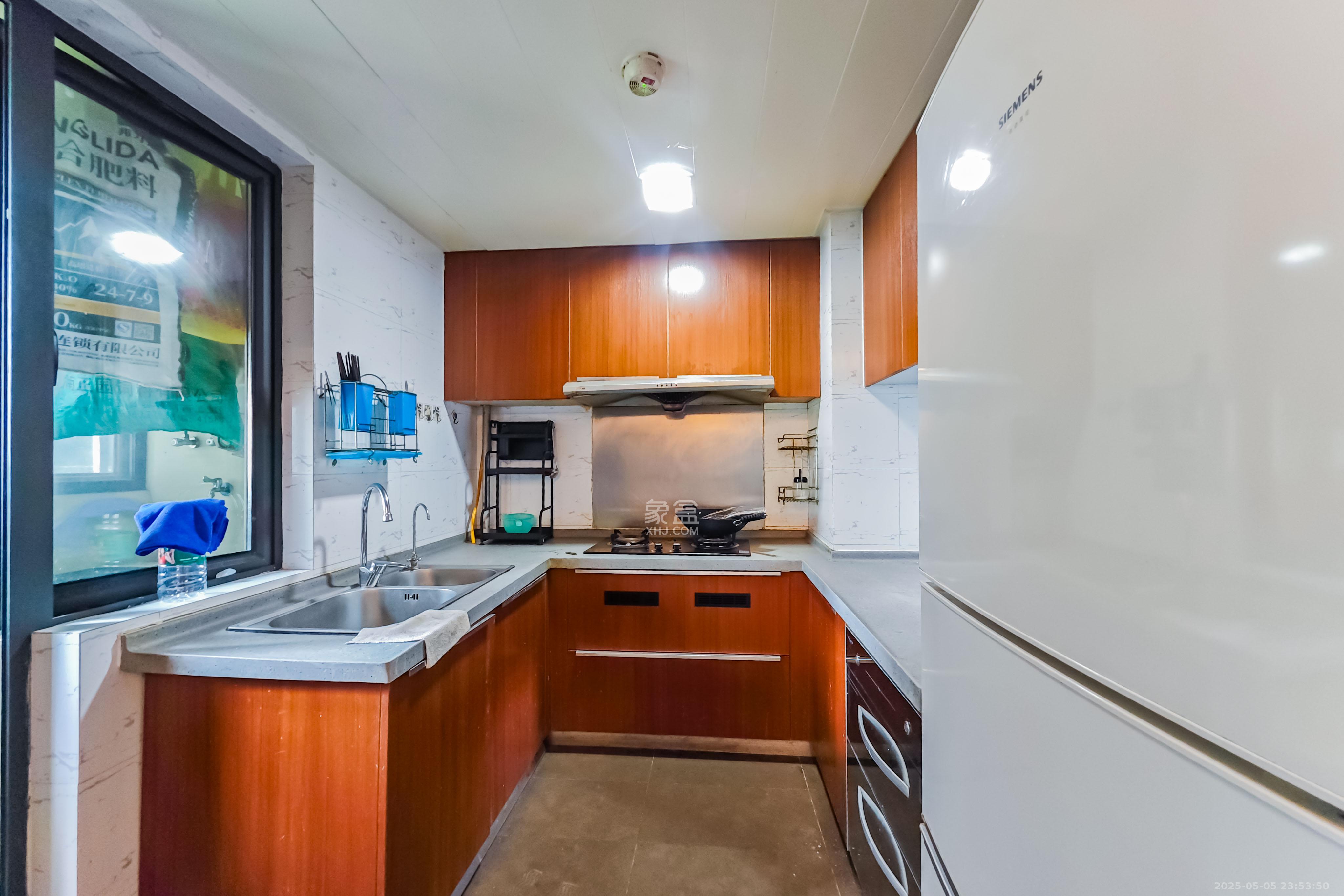 万科金域华府三四期 4室2厅2卫 126.0万 万科金域华府三四期 4室2厅2卫 126.0万厨房