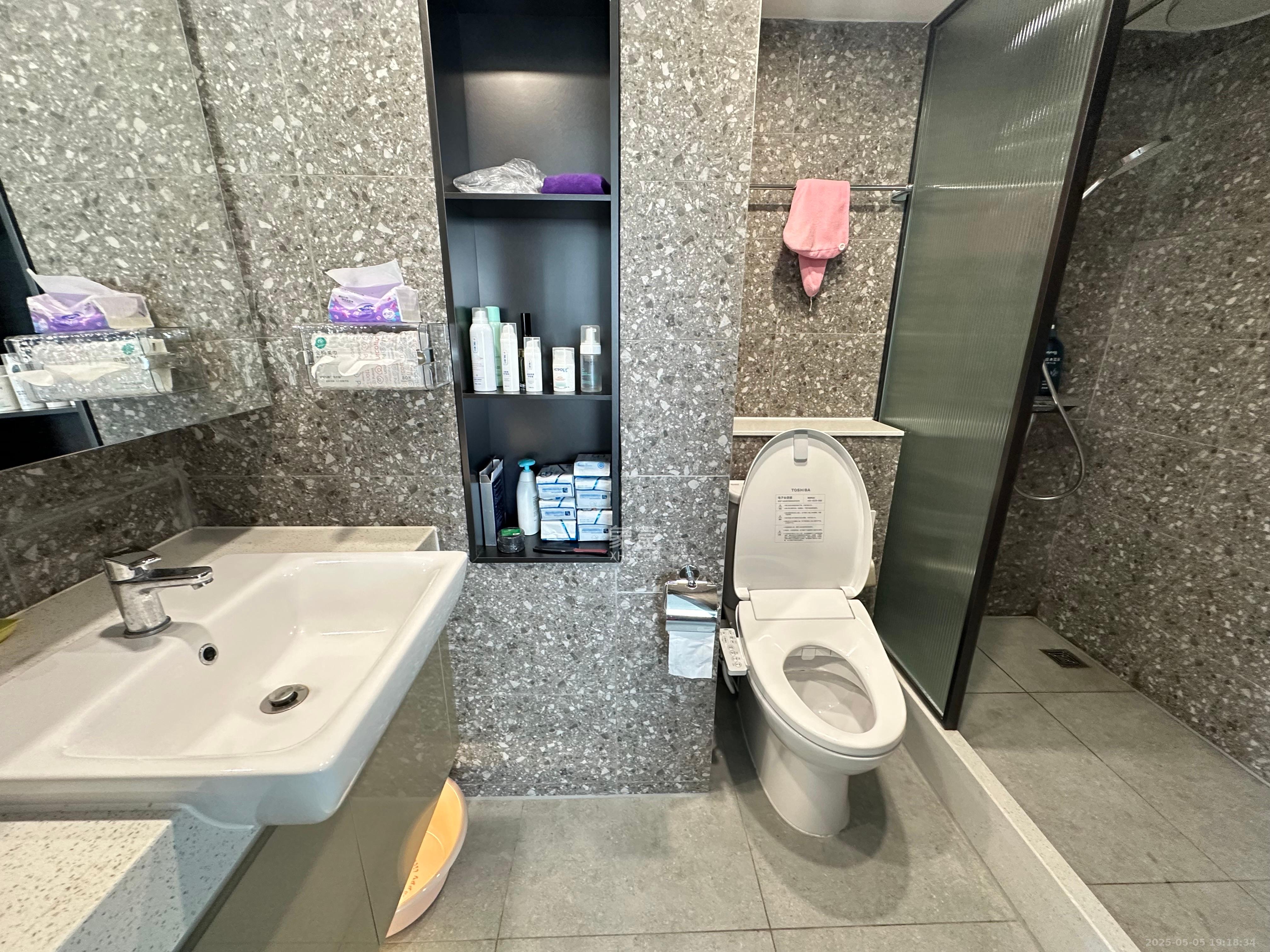 华远华时代  1室2厅2卫   5500.00元/月室内图