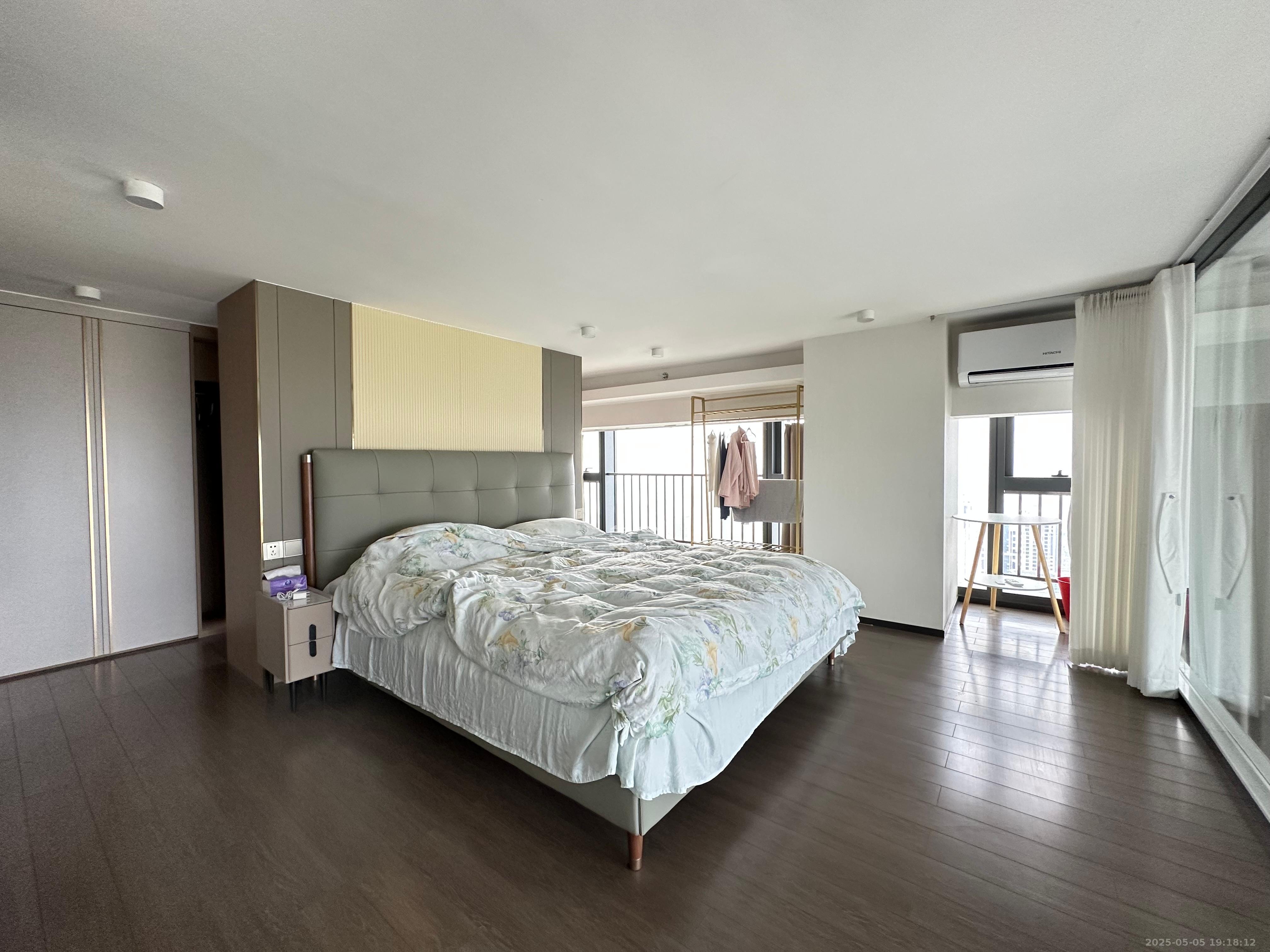 华远华时代  1室2厅2卫   5500.00元/月