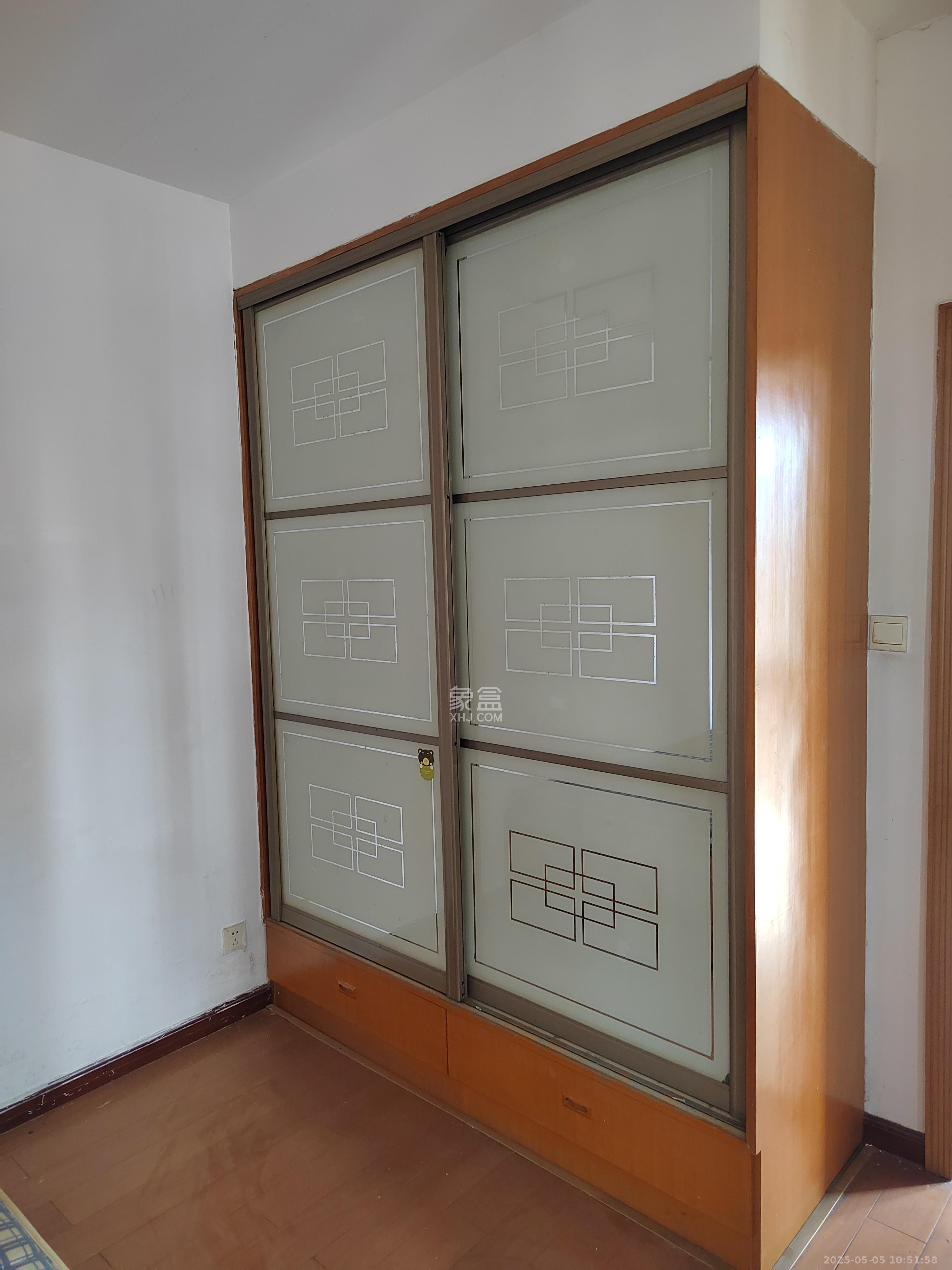 吉景小區(qū)  2室1廳1衛(wèi)   1500.00元/月室內(nèi)圖
