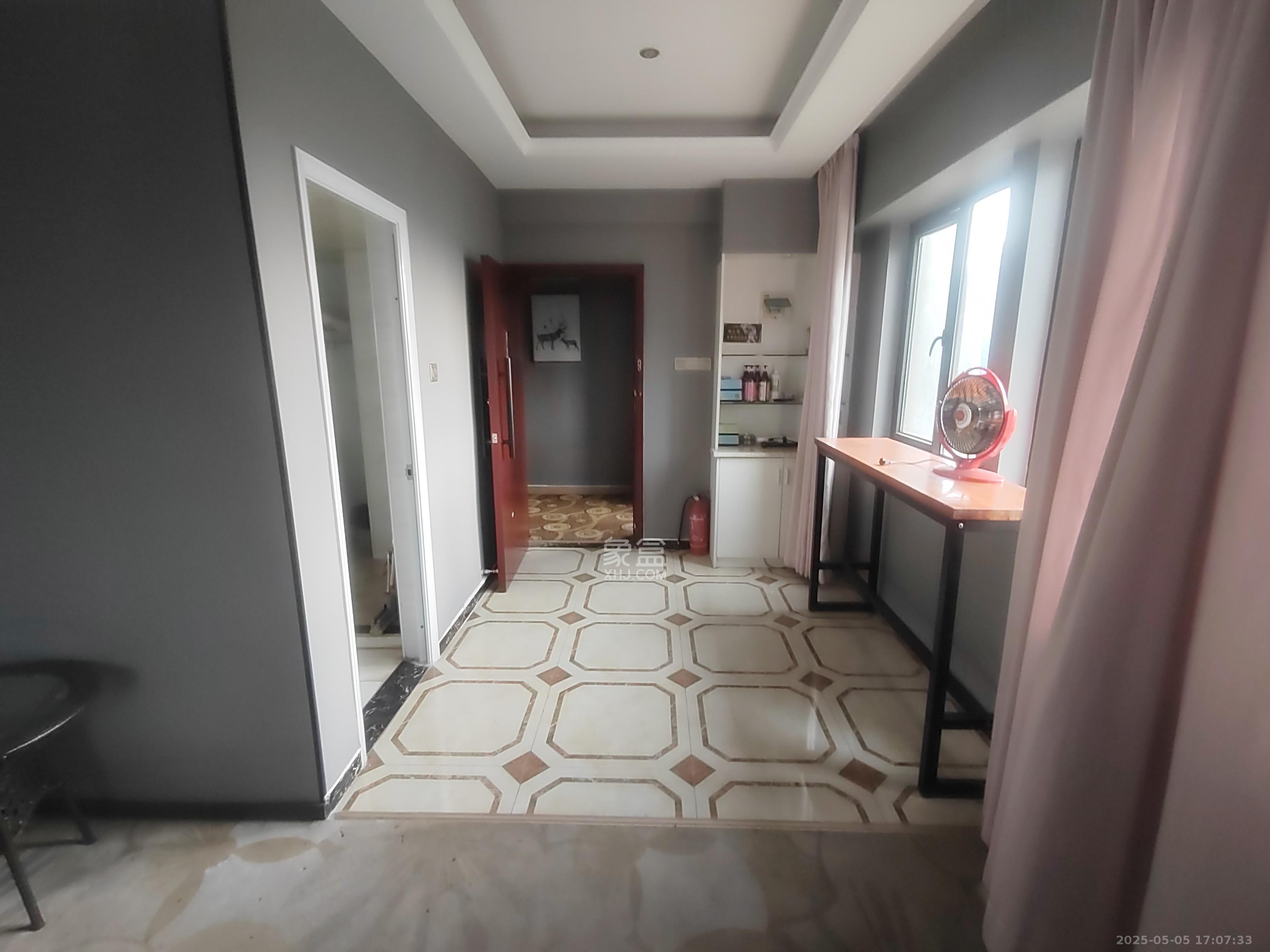 喜盈门范城 1室1厅1卫 17500.0元/月 喜盈门范城 1室1厅1卫 17500.0元/月室内图