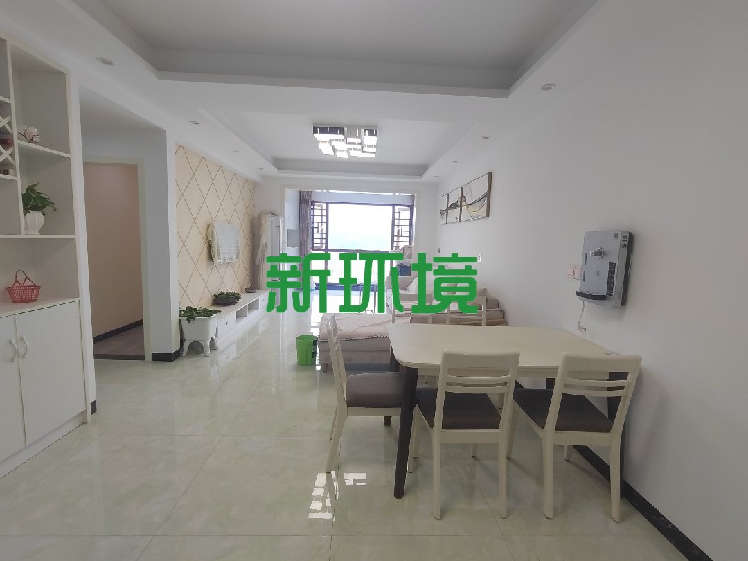 东岳新外滩  2室2厅1卫   1800.00元/月室内图