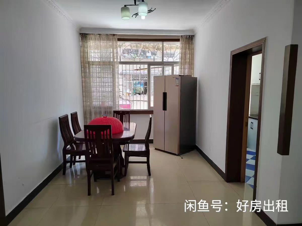 政府统建房  3室2厅1卫   1100.00元/月室内图