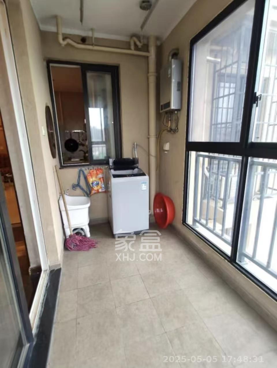 郡原居里  1室1厅1卫   1500.00元/月室内图