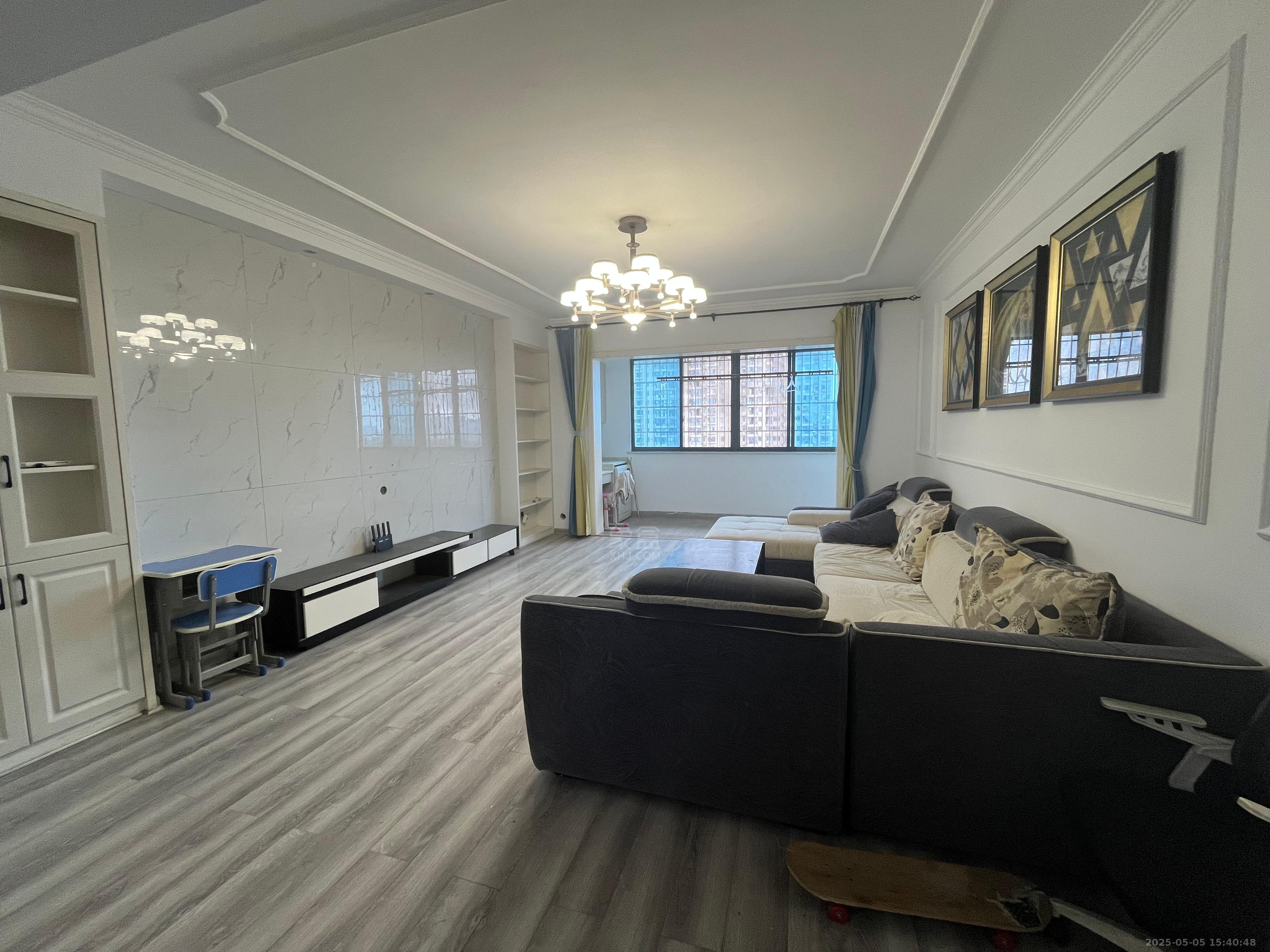 上善国际(翰林府) 4室2厅2卫 2200.0元/月 上善国际(翰林府) 4室2厅2卫 2200.0元/月室内图