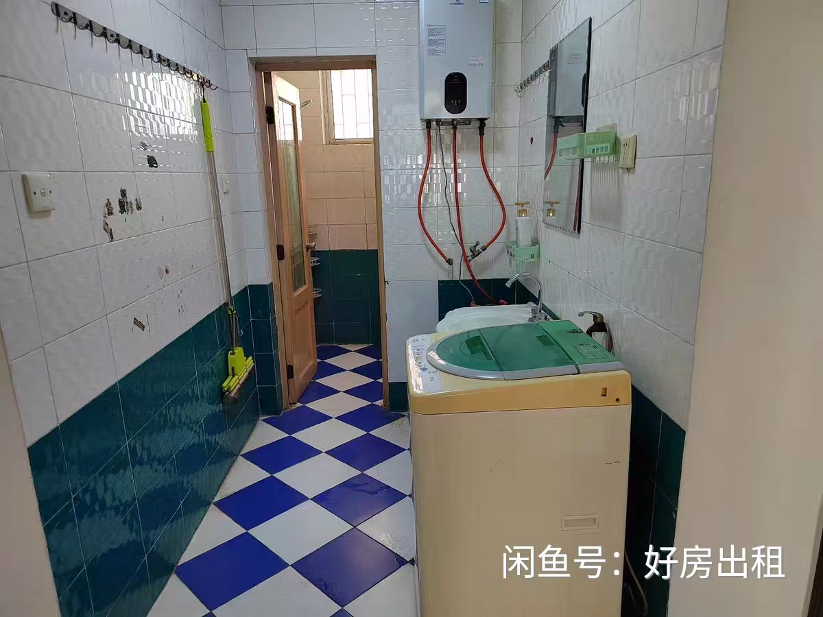 政府统建房  3室2厅1卫   1100.00元/月室内图
