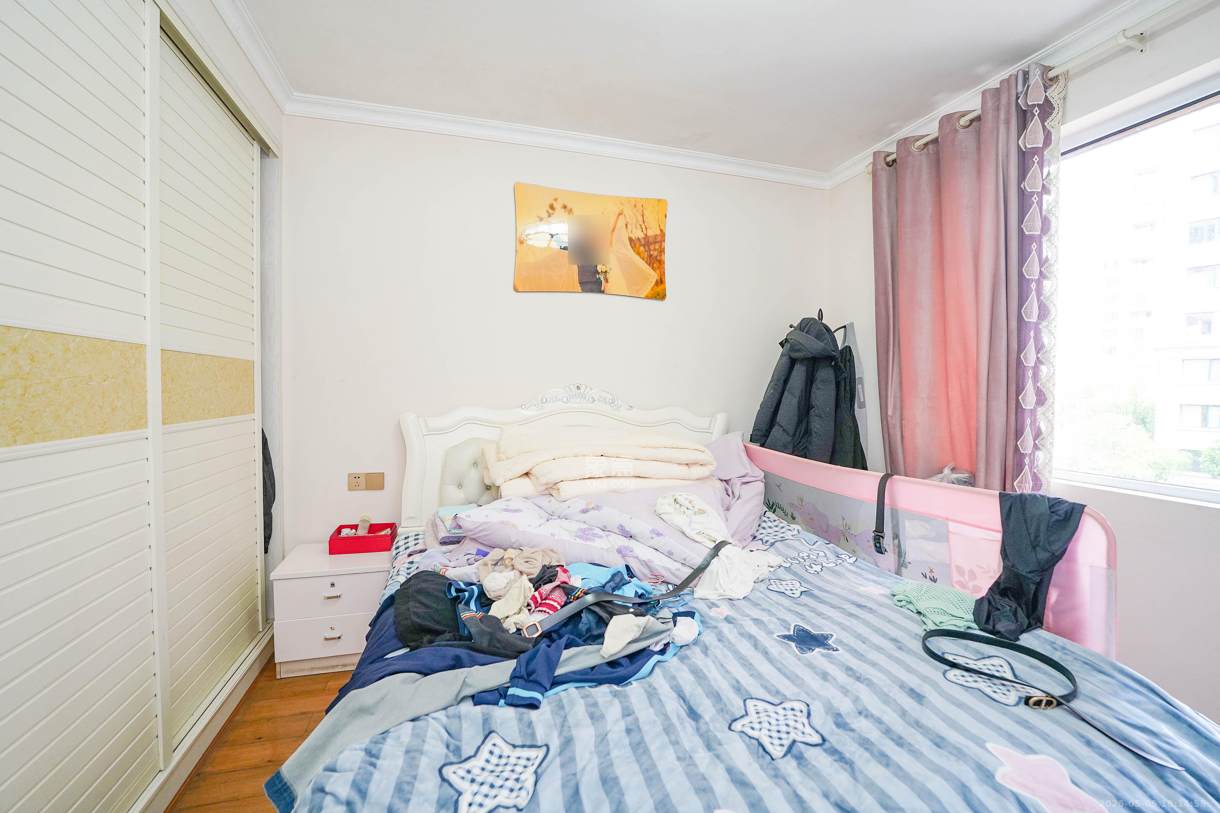 丽发新城 2室1厅1卫 56.0万 丽发新城 2室1厅1卫 56.0万卧室