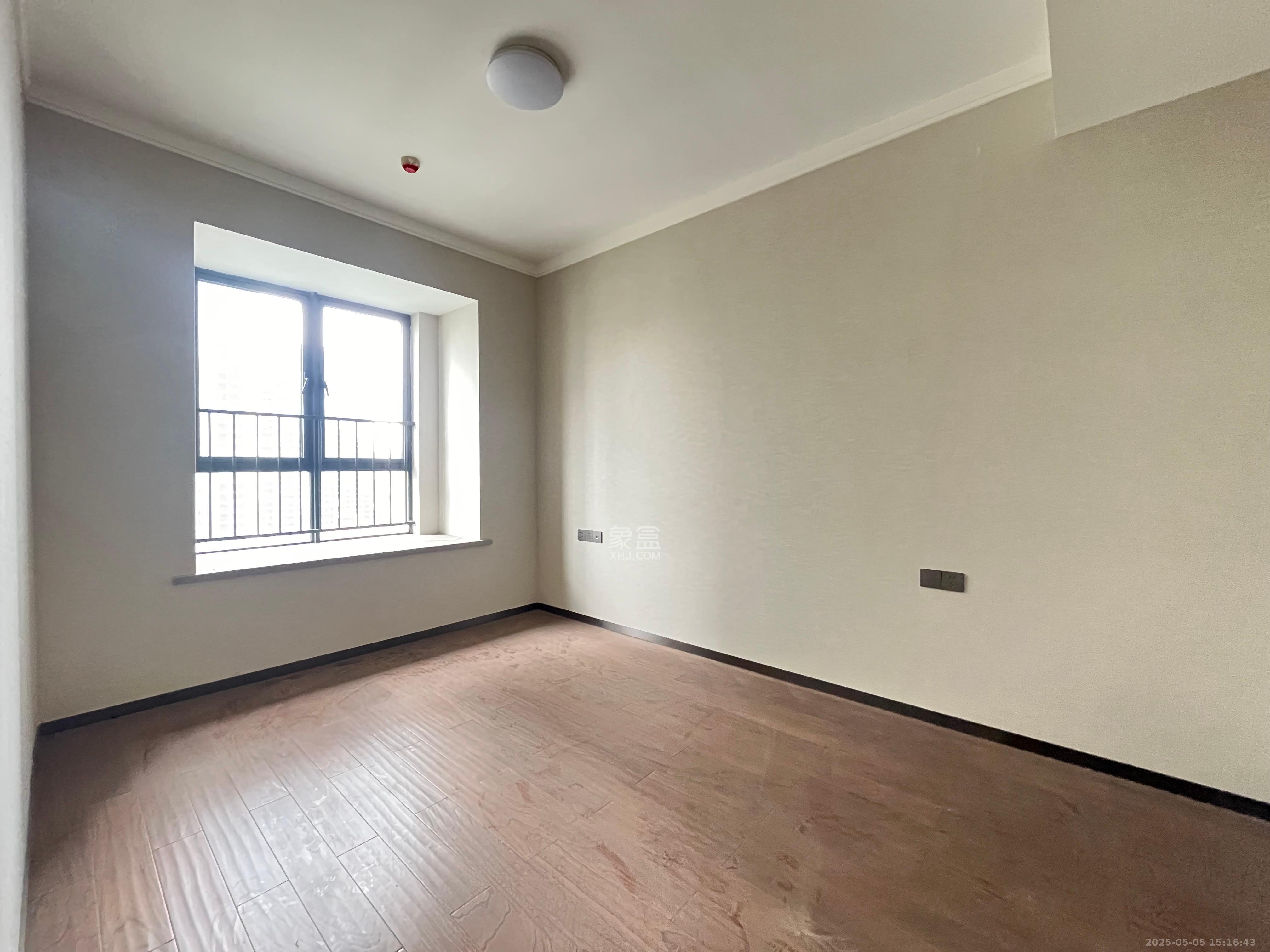 旭辉都会山 3室2厅2卫 4800.0元/月 旭辉都会山 3室2厅2卫 4800.0元/月室内图