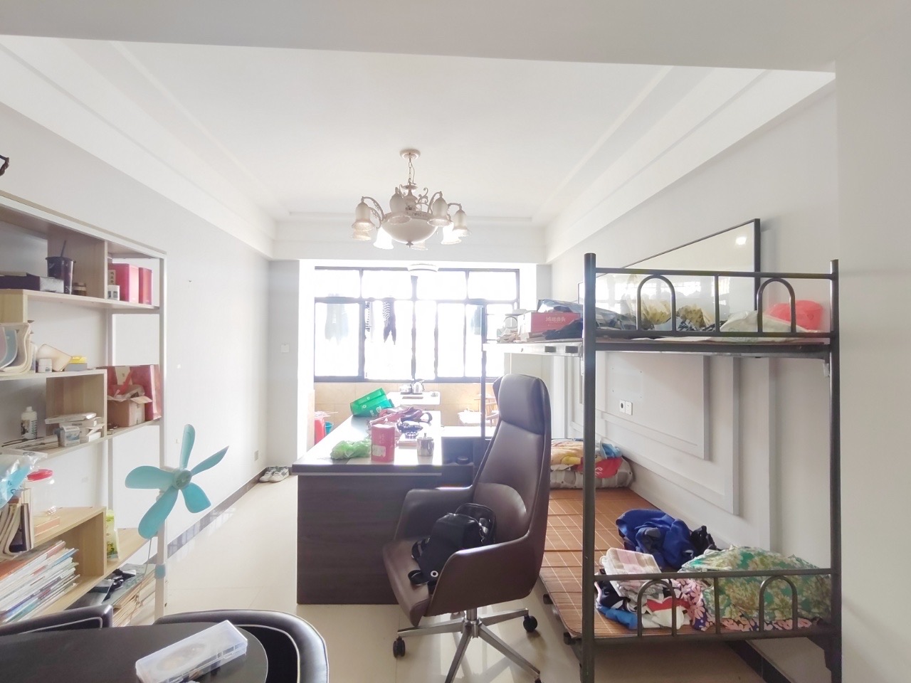 众和公寓  2室2厅1卫    89.0万 众和公寓  2室2厅1卫    89.0万客厅