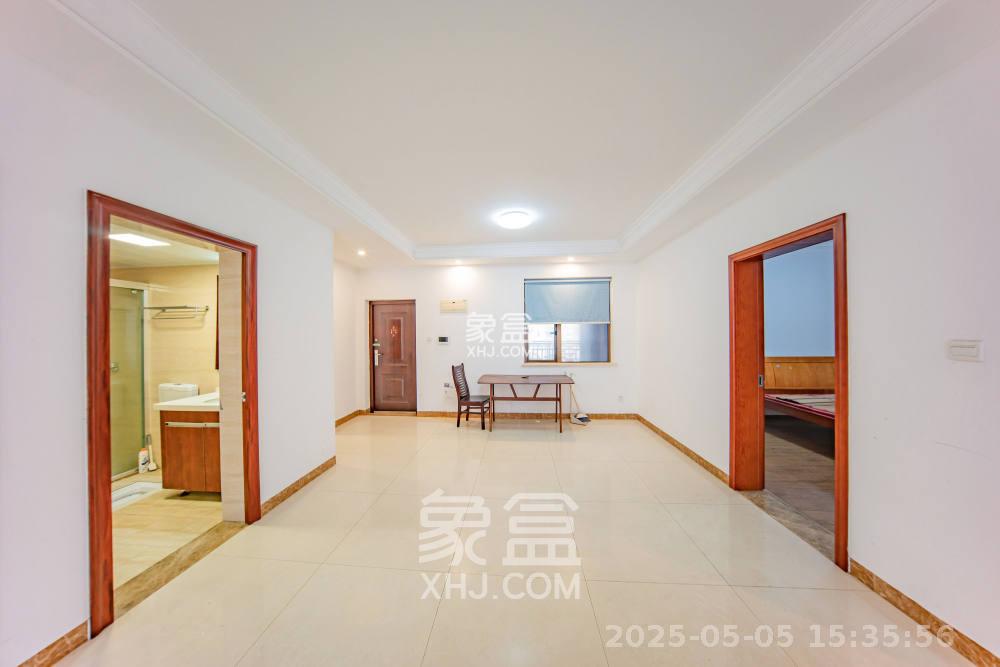 江山帝景哈佛  3室2厅2卫   2100.00元/月室内图