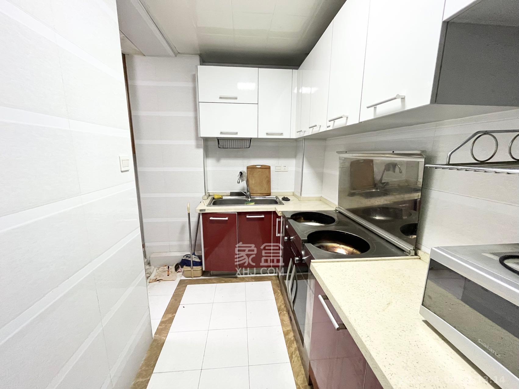 保利麓谷林语B区  3室2厅1卫   2200.00元/月室内图