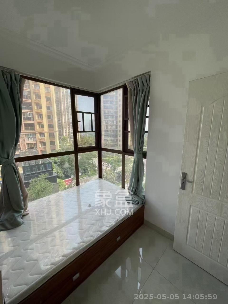 万里时代 3室2厅1卫 2980.0元/月 万里时代 3室2厅1卫 2980.0元/月室内图