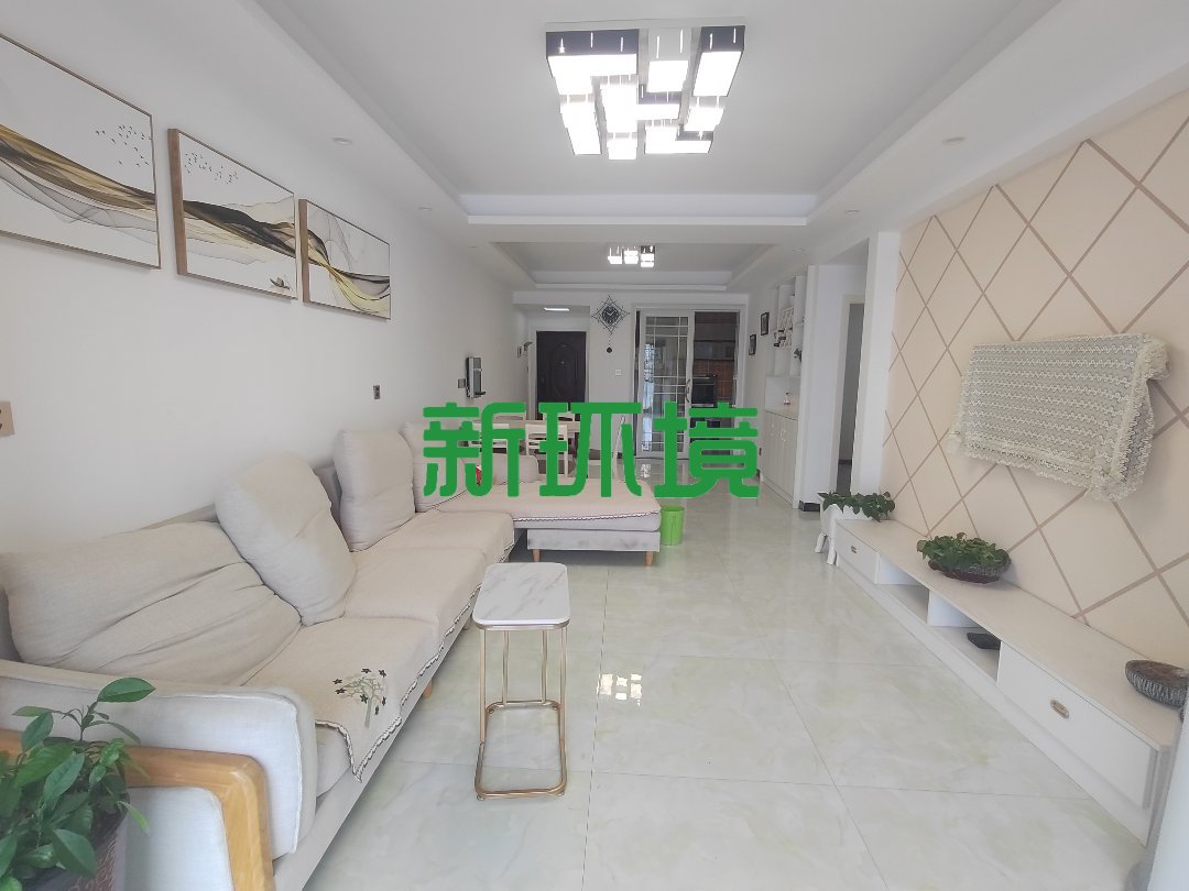 东岳新外滩  2室2厅1卫   1800.00元/月室内图