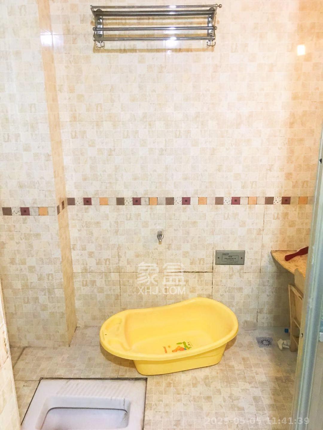 东方新世界 2室2厅1卫 2000.0元/月 东方新世界 2室2厅1卫 2000.0元/月室内图