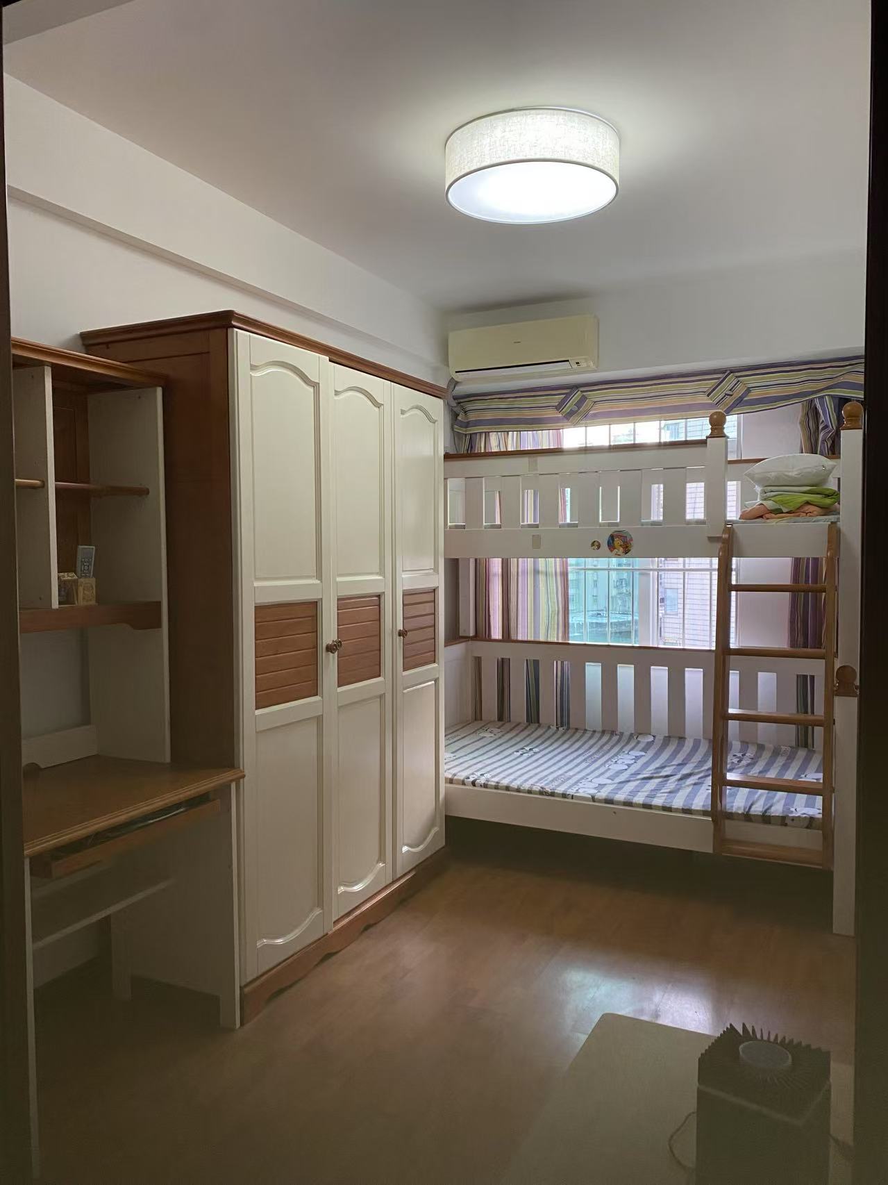 城市精英  3室2厅2卫   3100.00元/月室内图