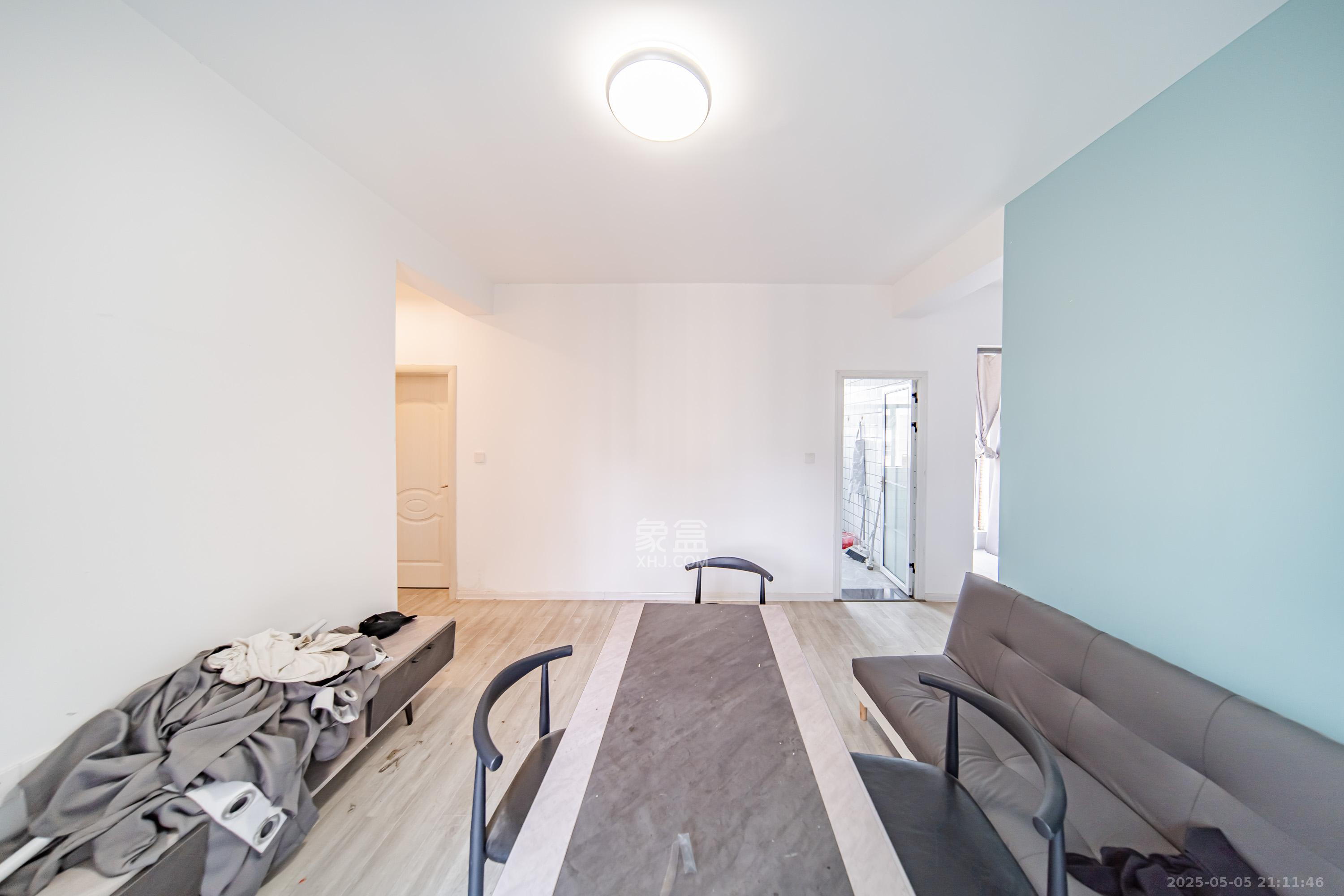 牛力家园 2室1厅1卫 65.0万 牛力家园 2室1厅1卫 65.0万客厅