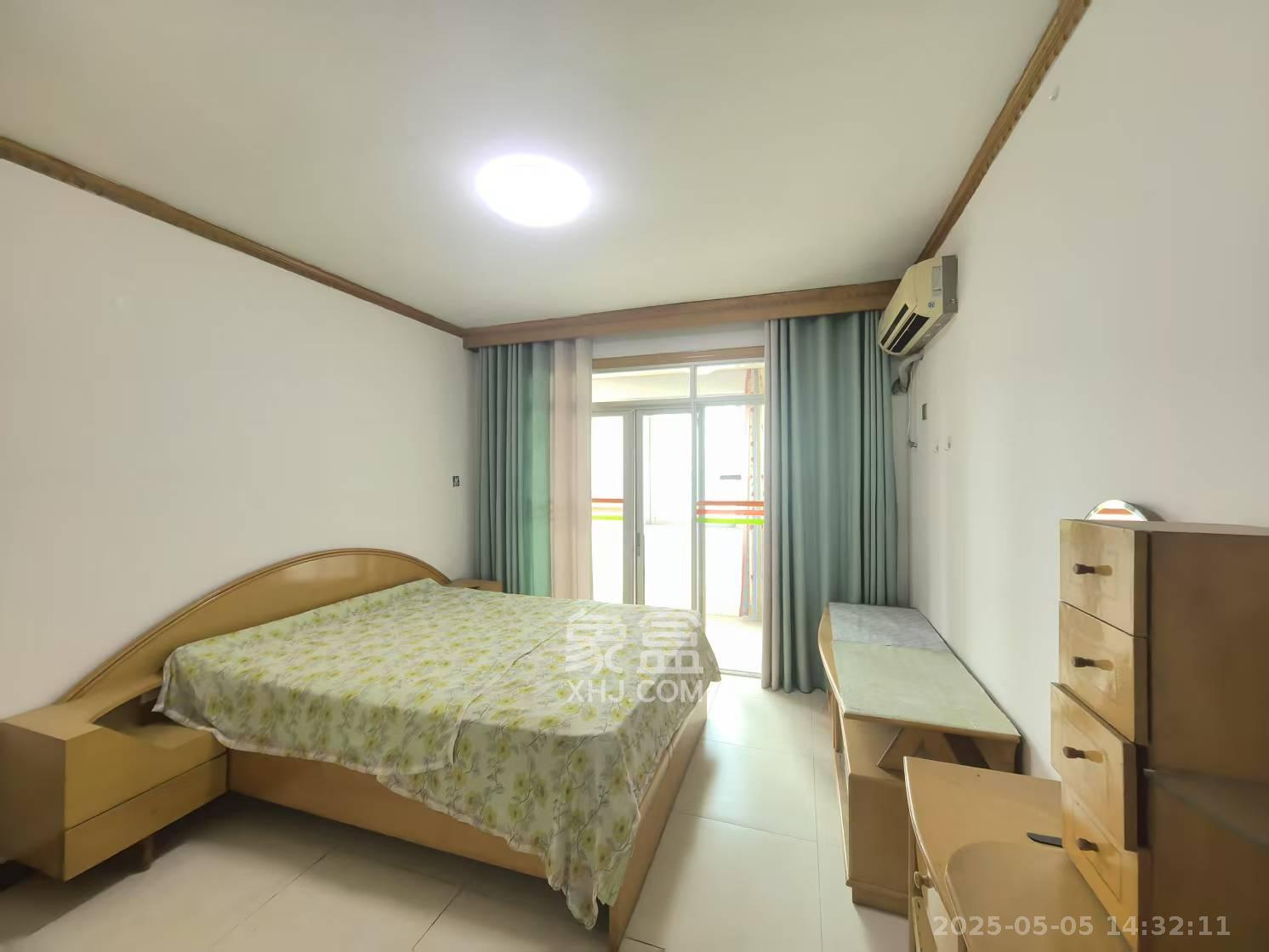 建工集团单位房  4室2厅1卫   3500.00元/月室内图