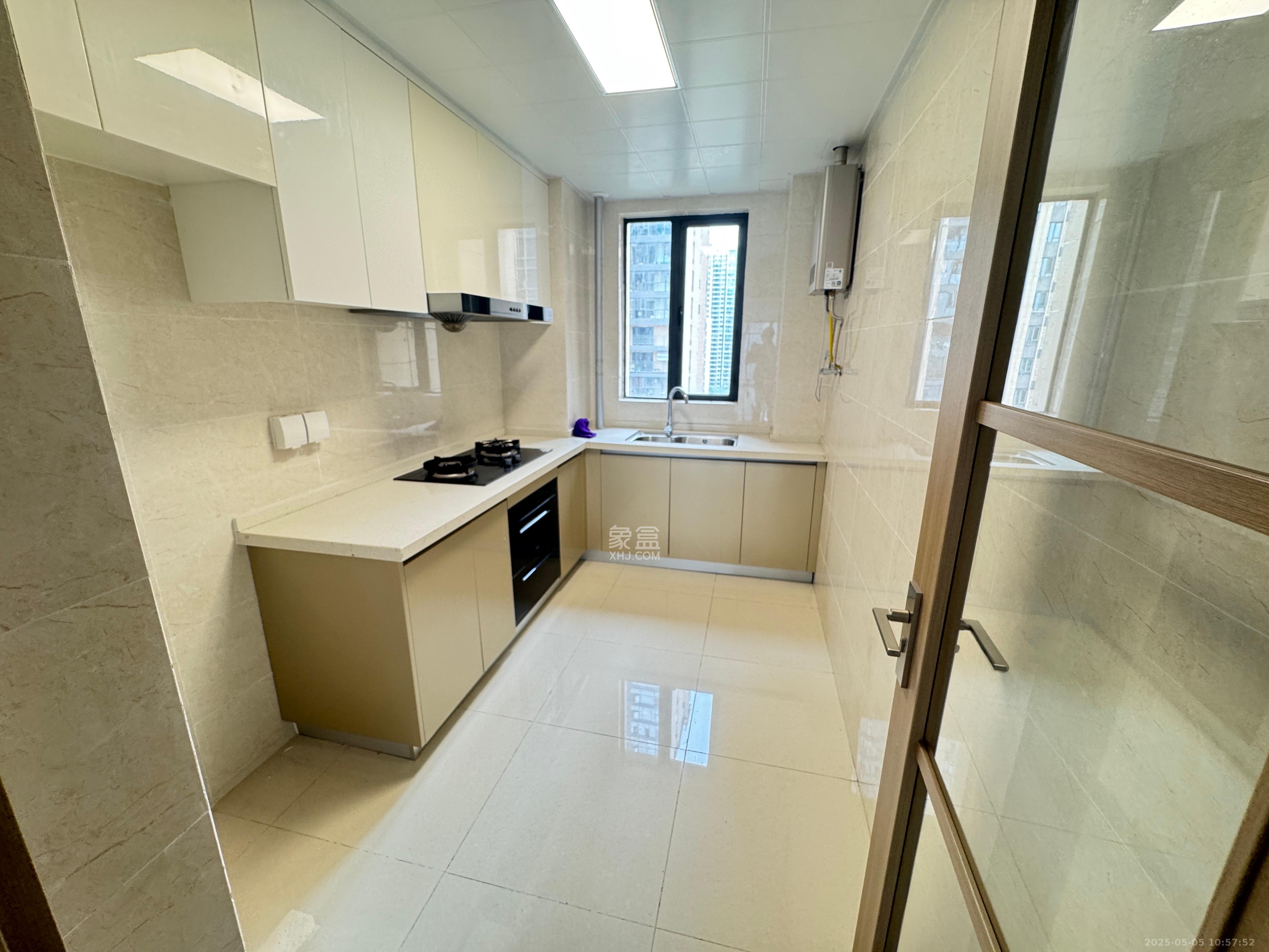 长沙高铁吾悦广场 3室2厅2卫 3000.0元/月 长沙高铁吾悦广场 3室2厅2卫 3000.0元/月室内图