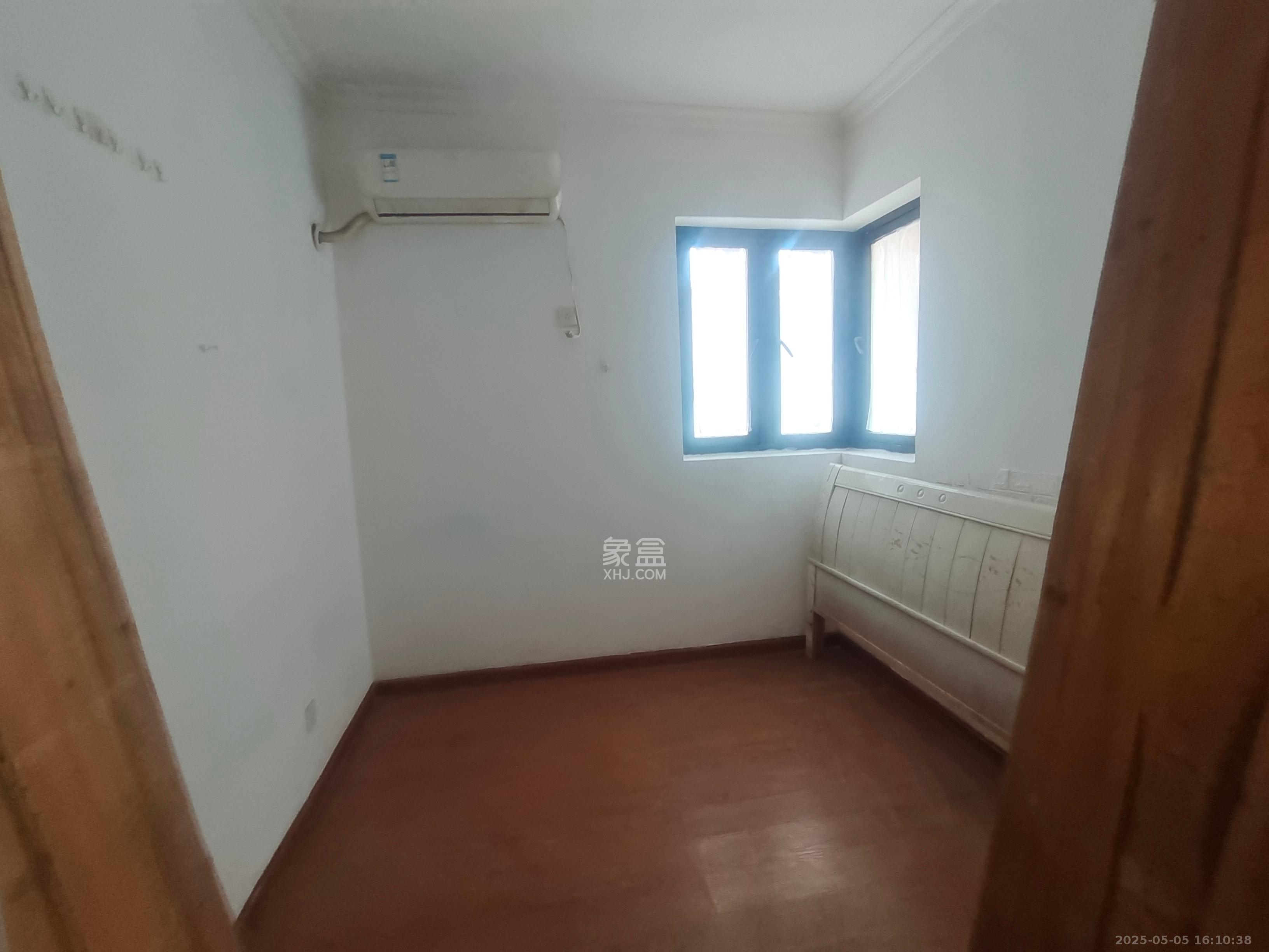 中信凯旋蓝岸(中信新城三期) 1室2厅1卫 2000.0元/月 中信凯旋蓝岸(中信新城三期) 1室2厅1卫 2000.0元/月室内图