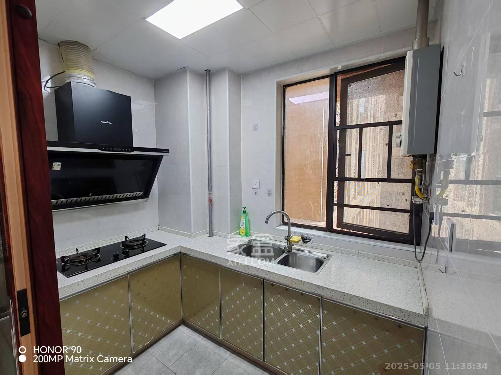 南城印象 3室1厅1卫 2100.0元/月 南城印象 3室1厅1卫 2100.0元/月室内图