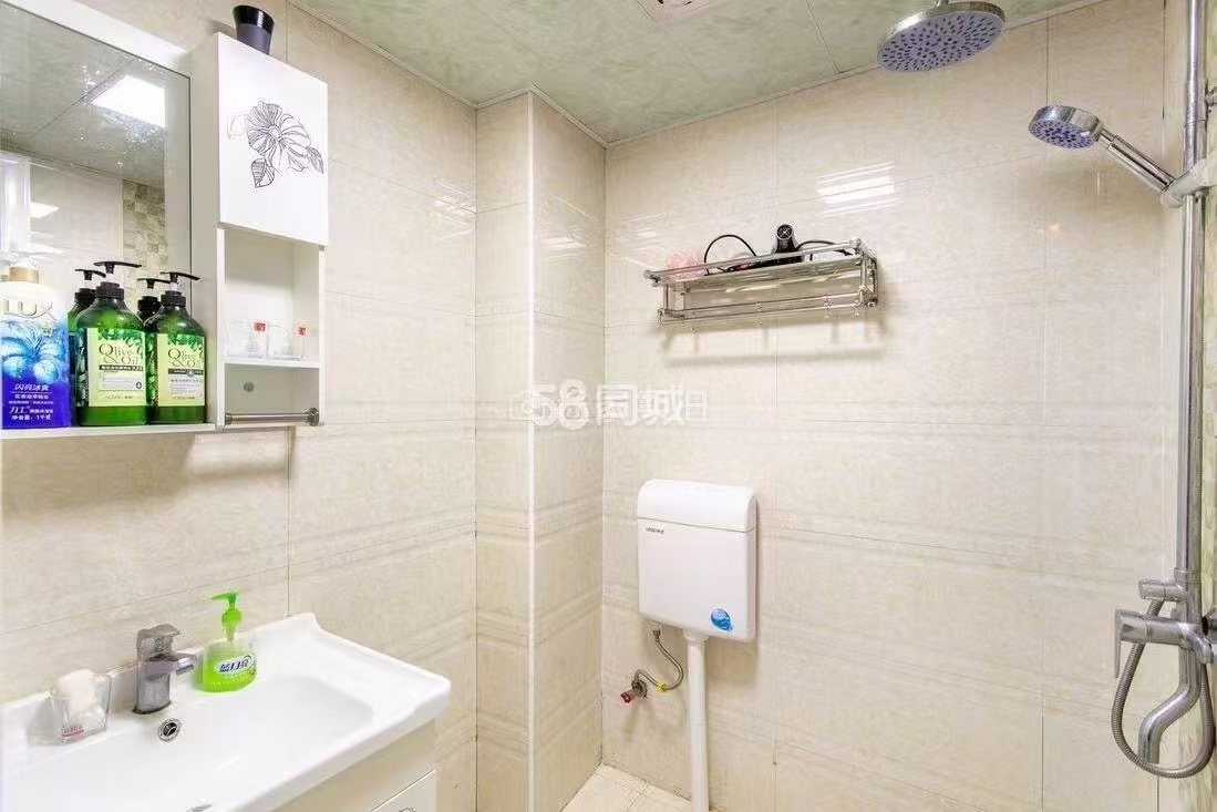 旺角星辰  1室1厅1卫   1880.00元/月室内图
