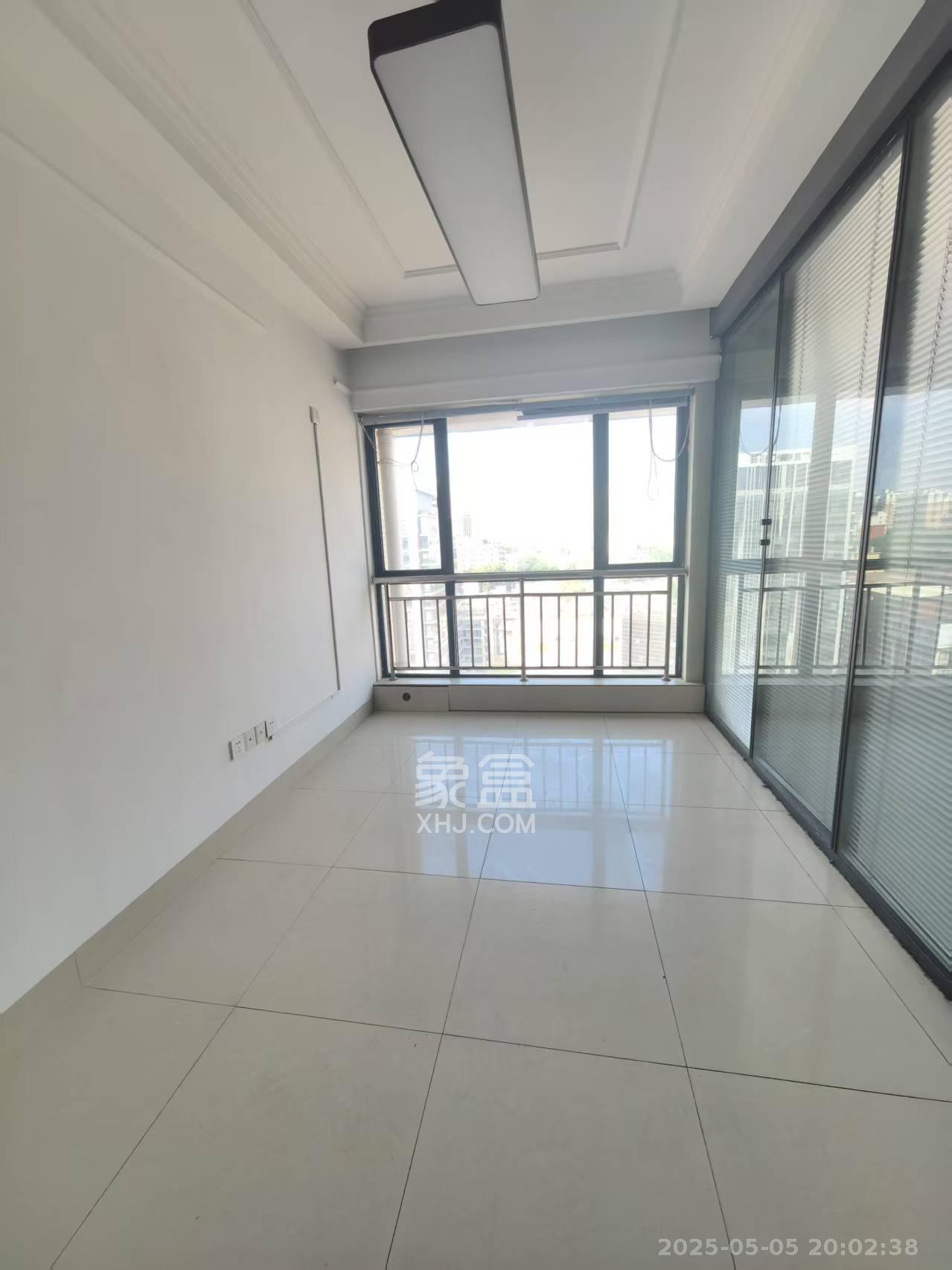 亚商国际 1室1厅1卫 2200.0元/月 亚商国际 1室1厅1卫 2200.0元/月室内图