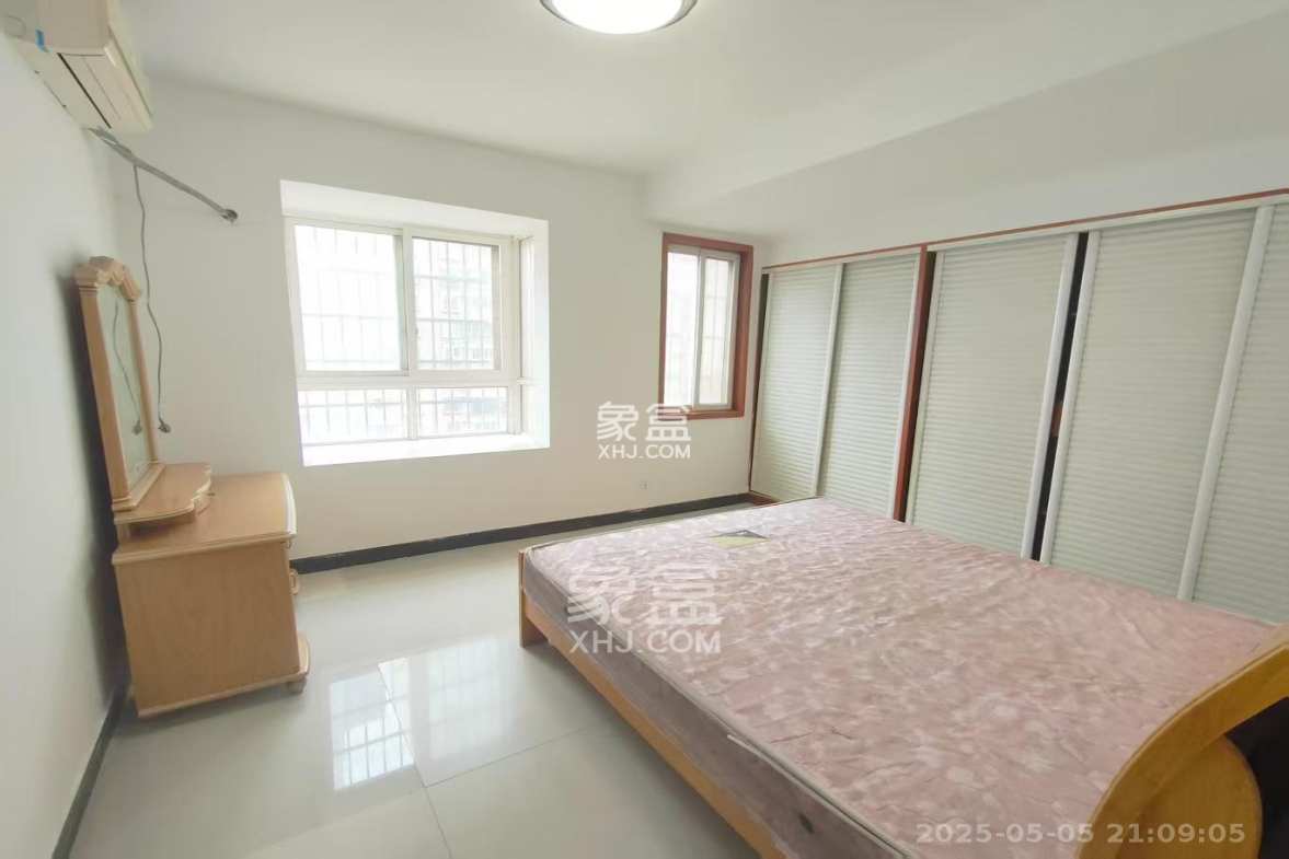 东门尚苑  3室2厅2卫    1700.0元/月 东门尚苑  3室2厅2卫    1700.0元/月室内图