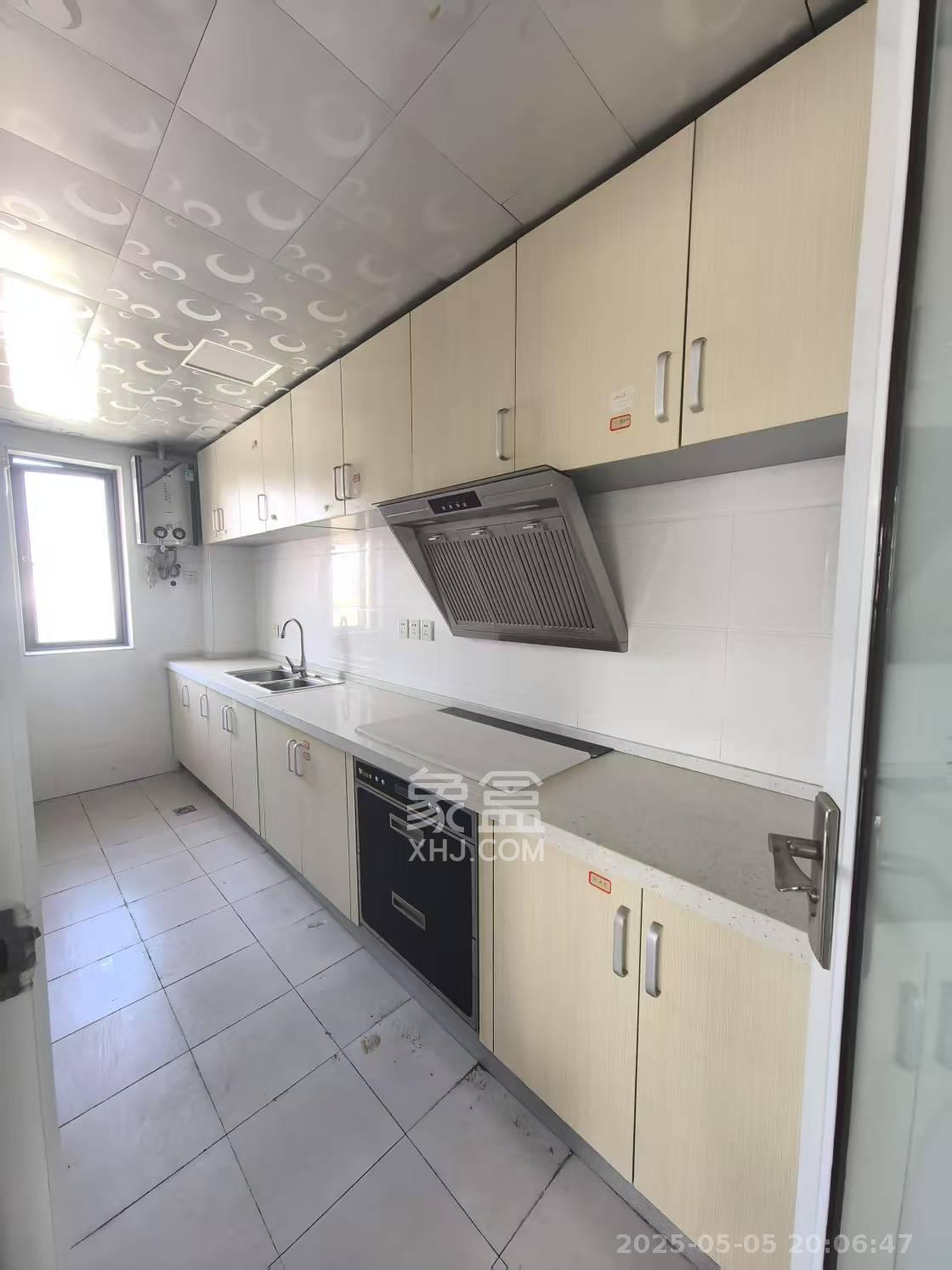 亚商国际 1室1厅1卫 2000.0元/月 亚商国际 1室1厅1卫 2000.0元/月室内图