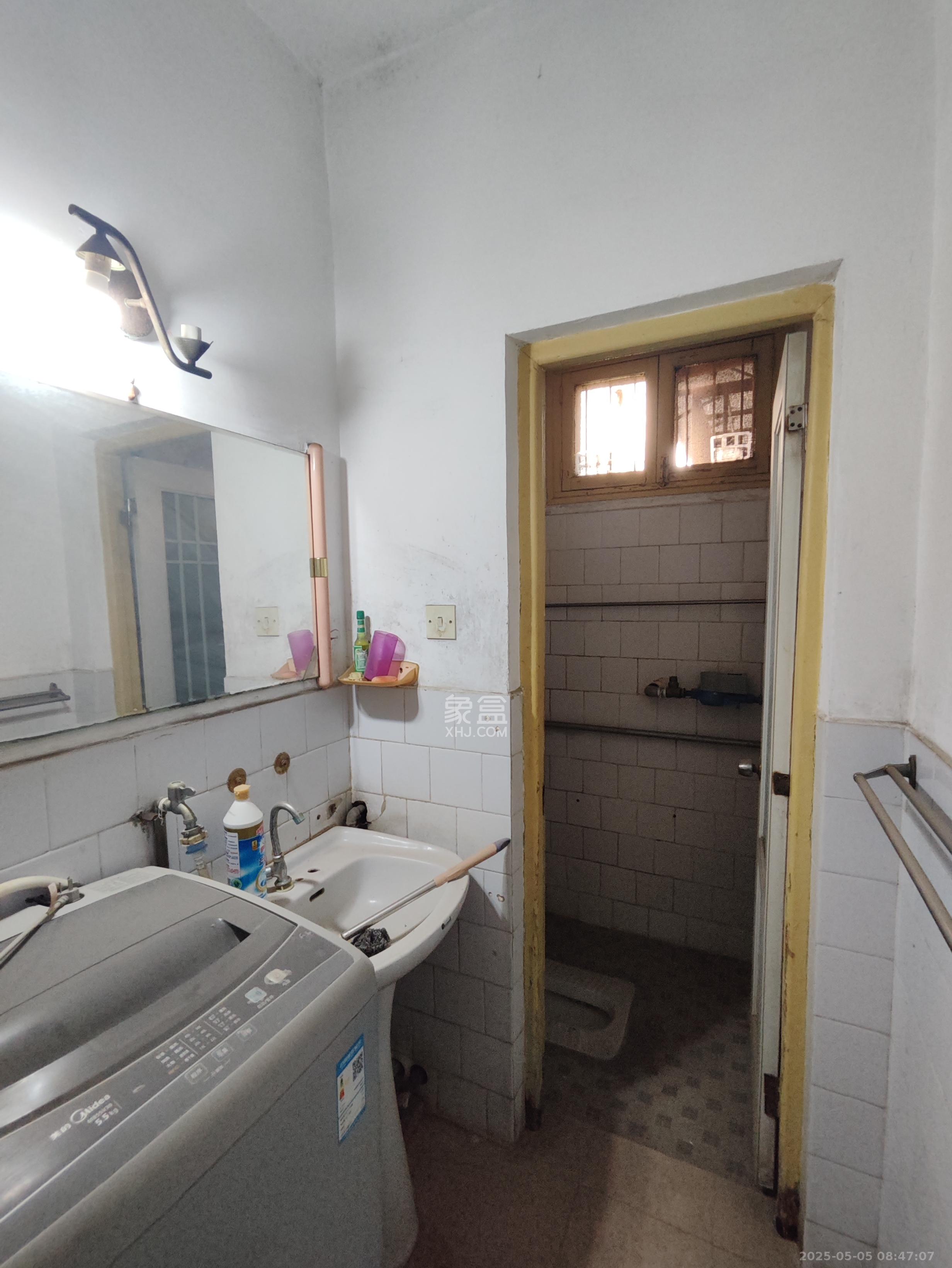 省建苑小区 3室1厅1卫 1400.0元/月 省建苑小区 3室1厅1卫 1400.0元/月室内图