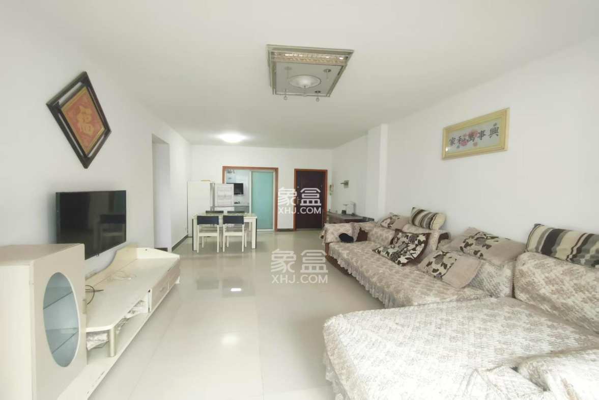 东门尚苑  3室2厅2卫    1700.0元/月 东门尚苑  3室2厅2卫    1700.0元/月室内图