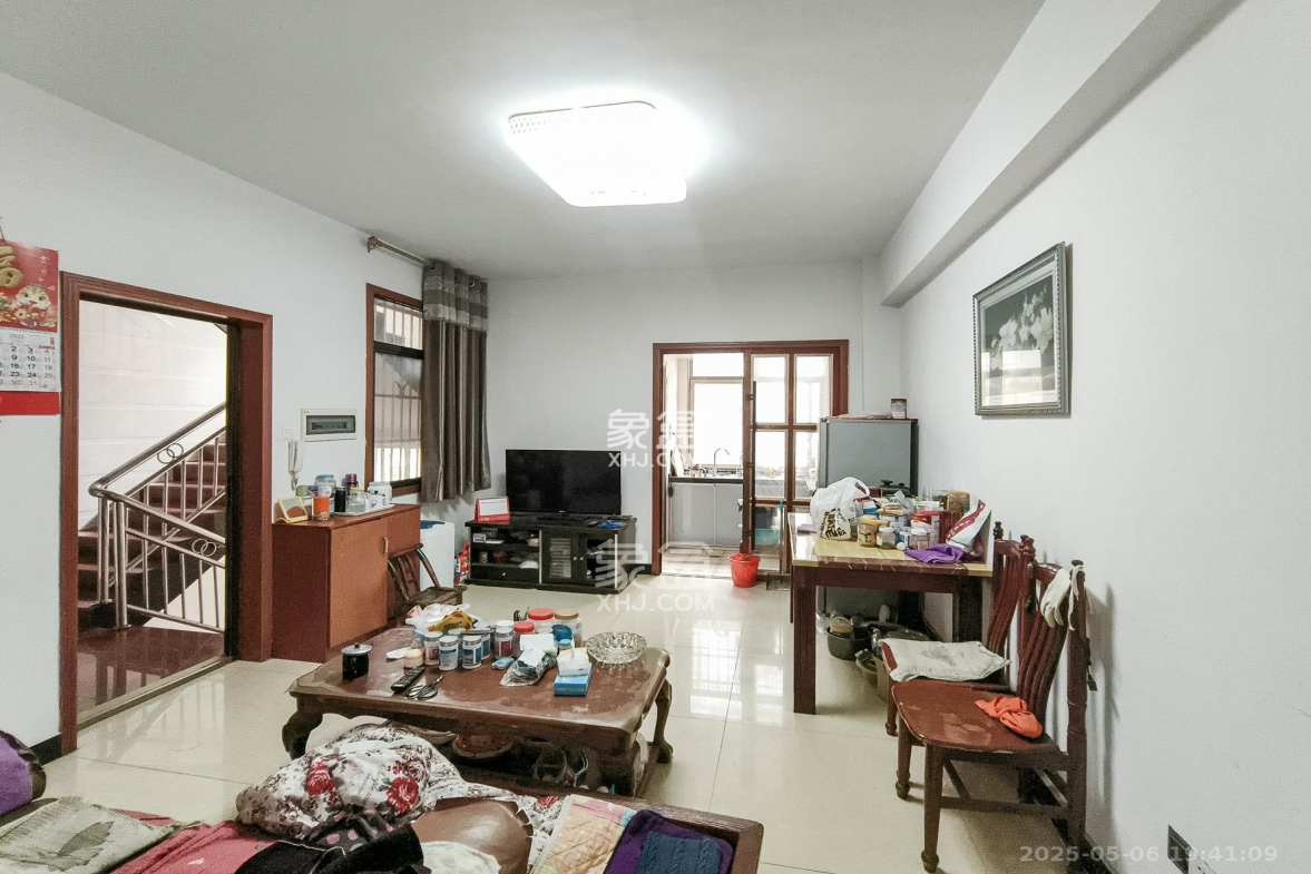 龙塘安置区(龙塘小区)  10室8厅7卫    375.0万 龙塘安置区(龙塘小区)  10室8厅7卫    375.0万其他