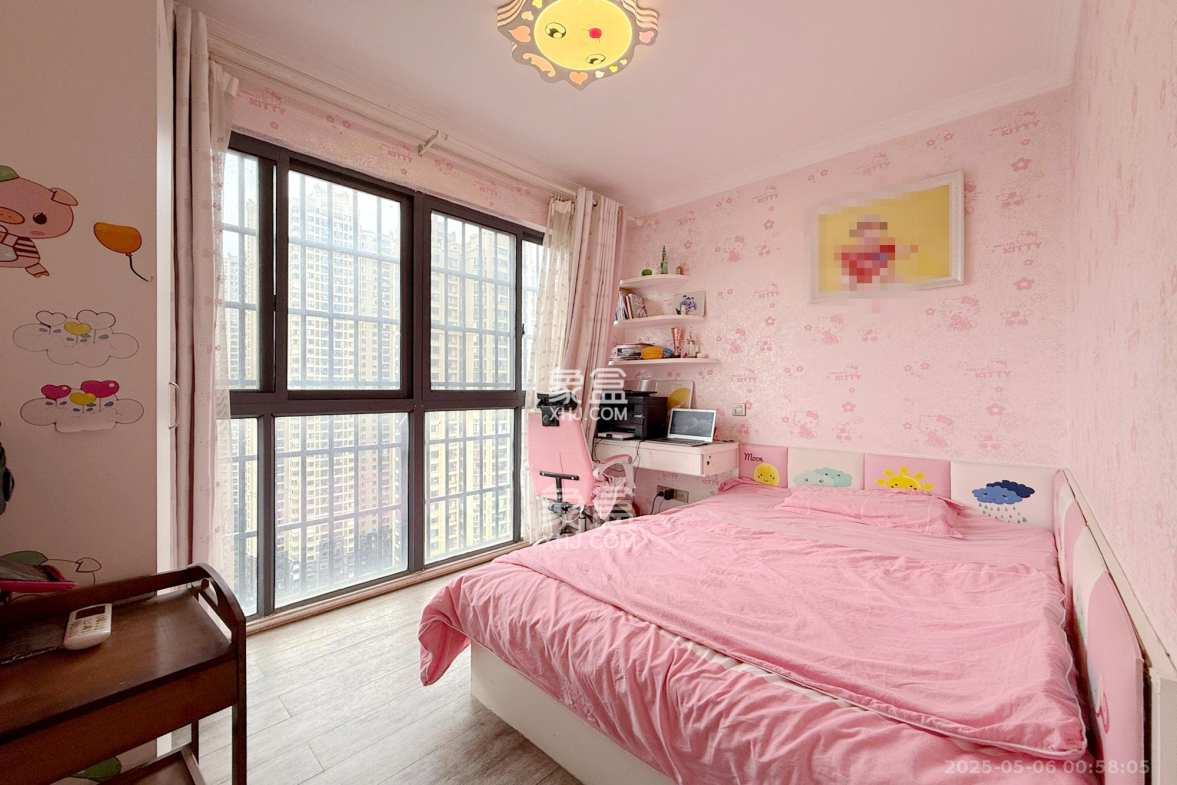 明发国际城 3室2厅2卫 90.0万 明发国际城 3室2厅2卫 90.0万卧室