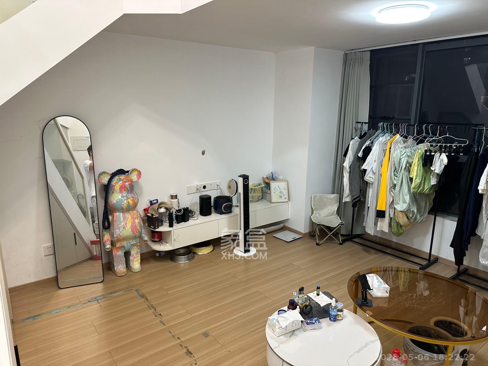 荣盛花语书苑  2室1厅1卫   1200.00元/月室内图